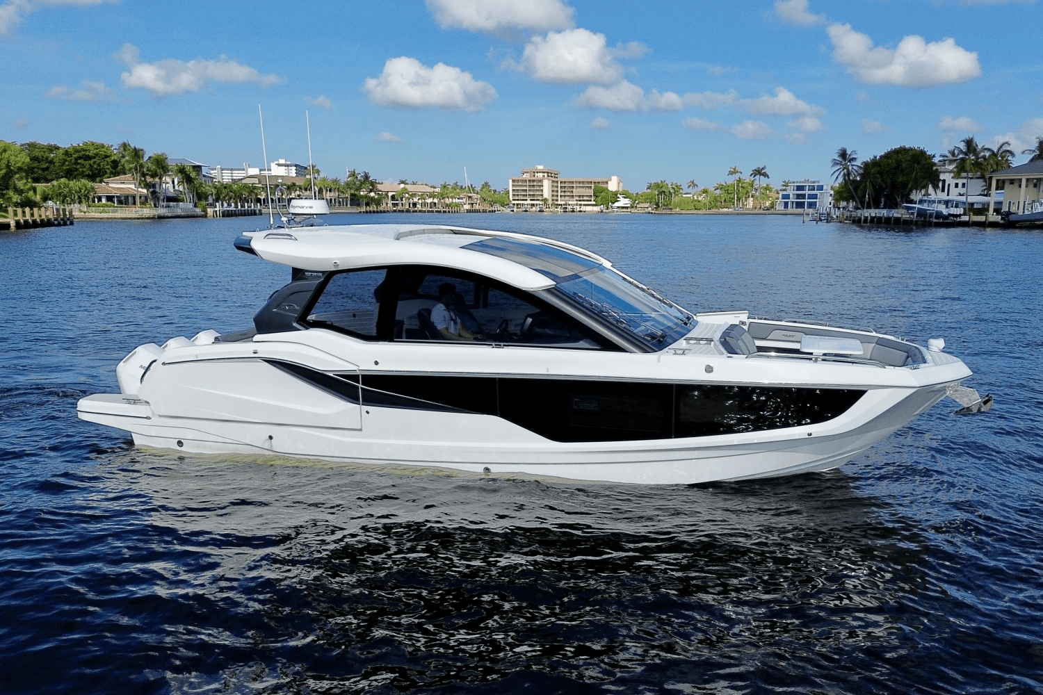 Slide: The Image of Galeon 375 GTO 2026 - 3