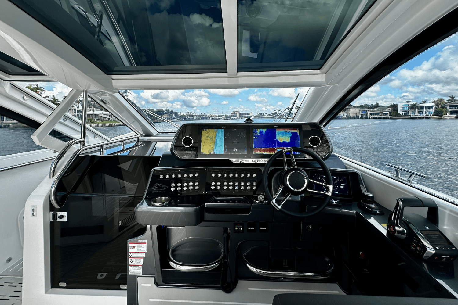 Slide: The Image of Galeon 375 GTO 2026 - 33