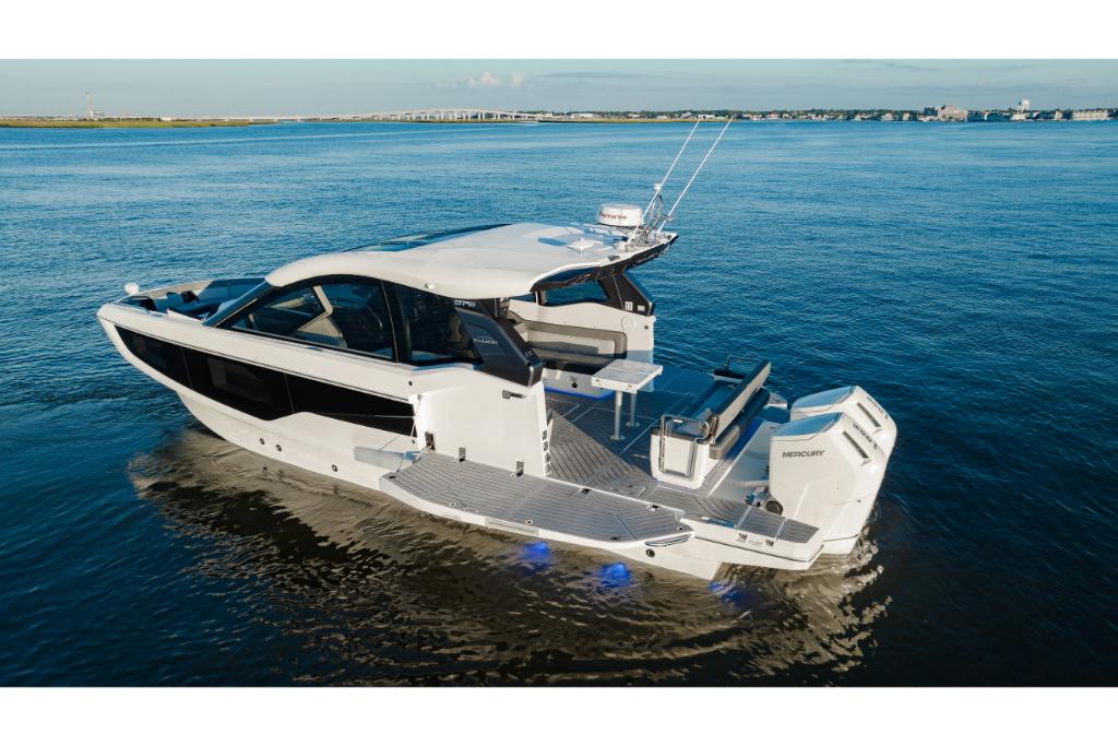 Slide: The Image of Galeon 375 GTO 2026 - 44