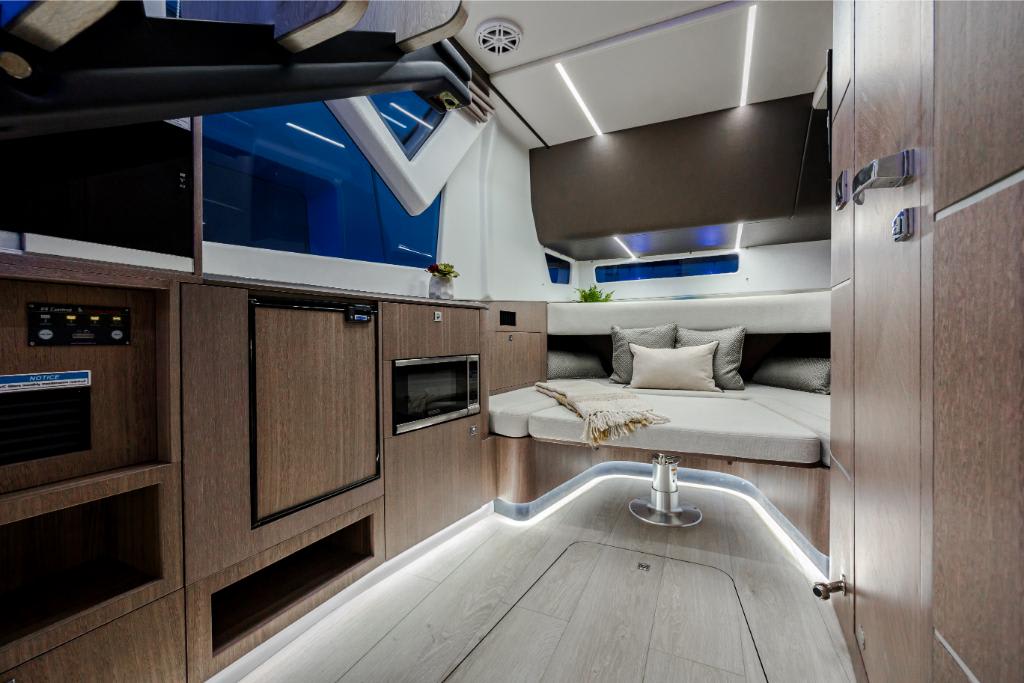 Slide: The Image of Galeon 375 GTO 2026 - 53