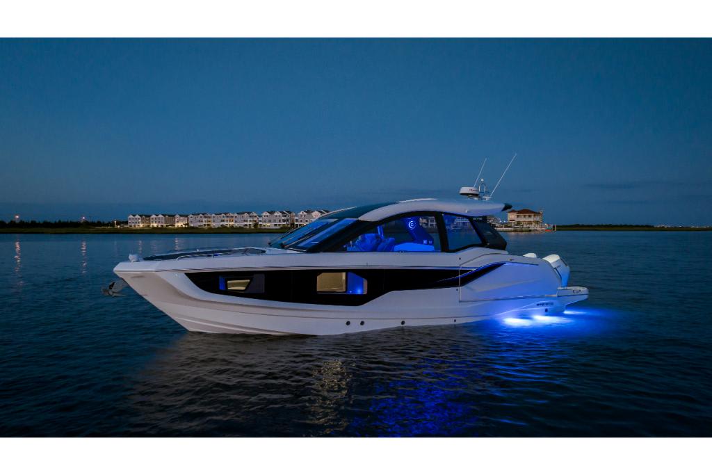 Slide: The Image of Galeon 375 GTO 2026 - 82