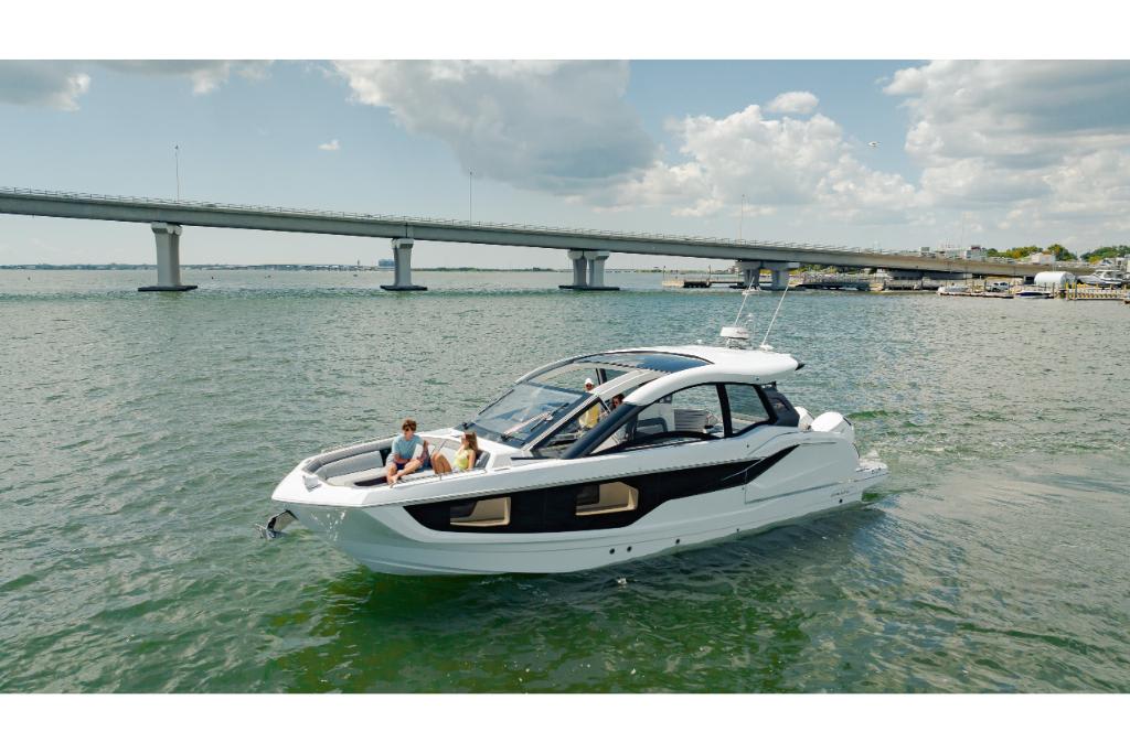 Slide: The Image of Galeon 375 GTO 2026 - 92