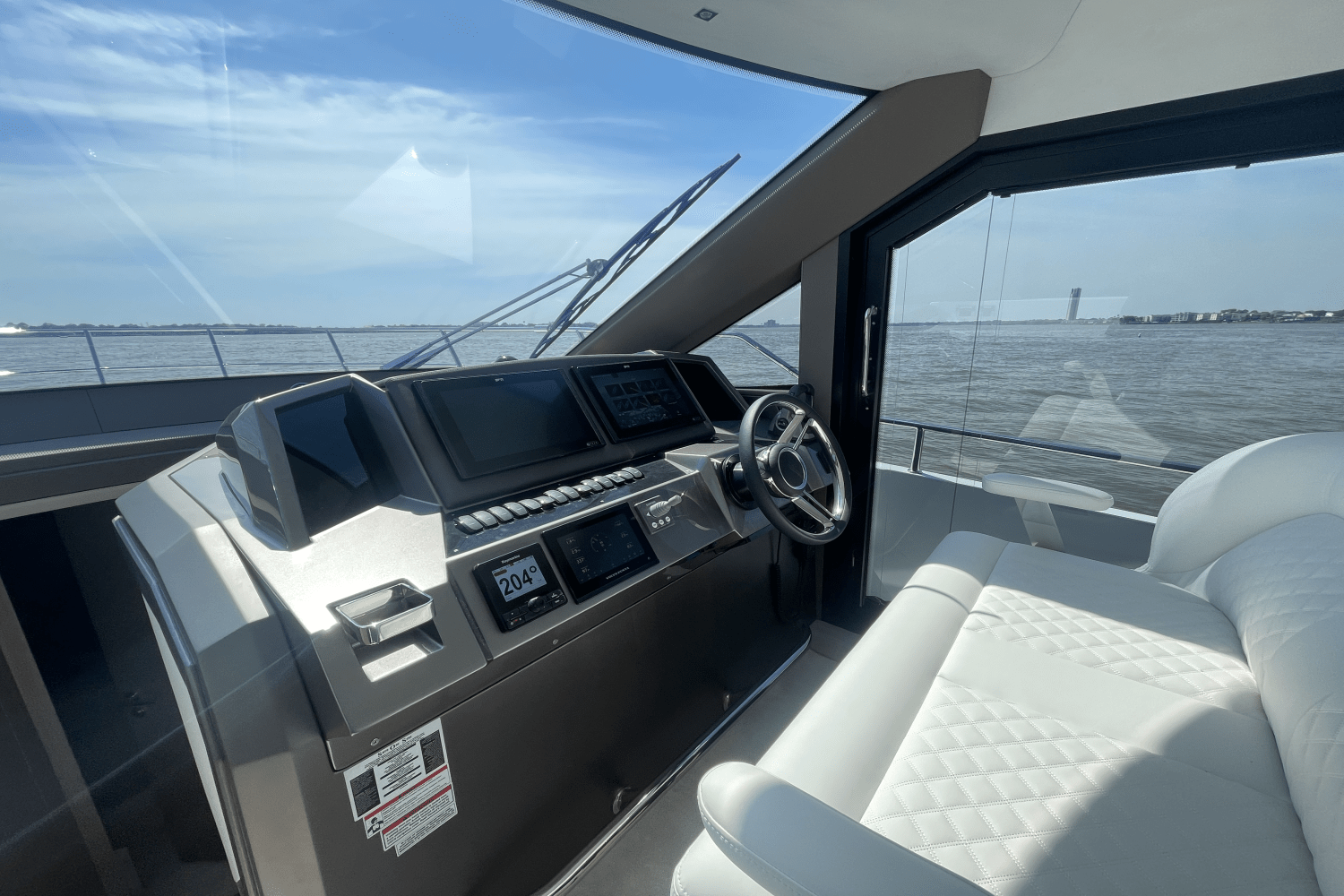 Slide: The Image of Galeon 400 FLY 2024 - 11