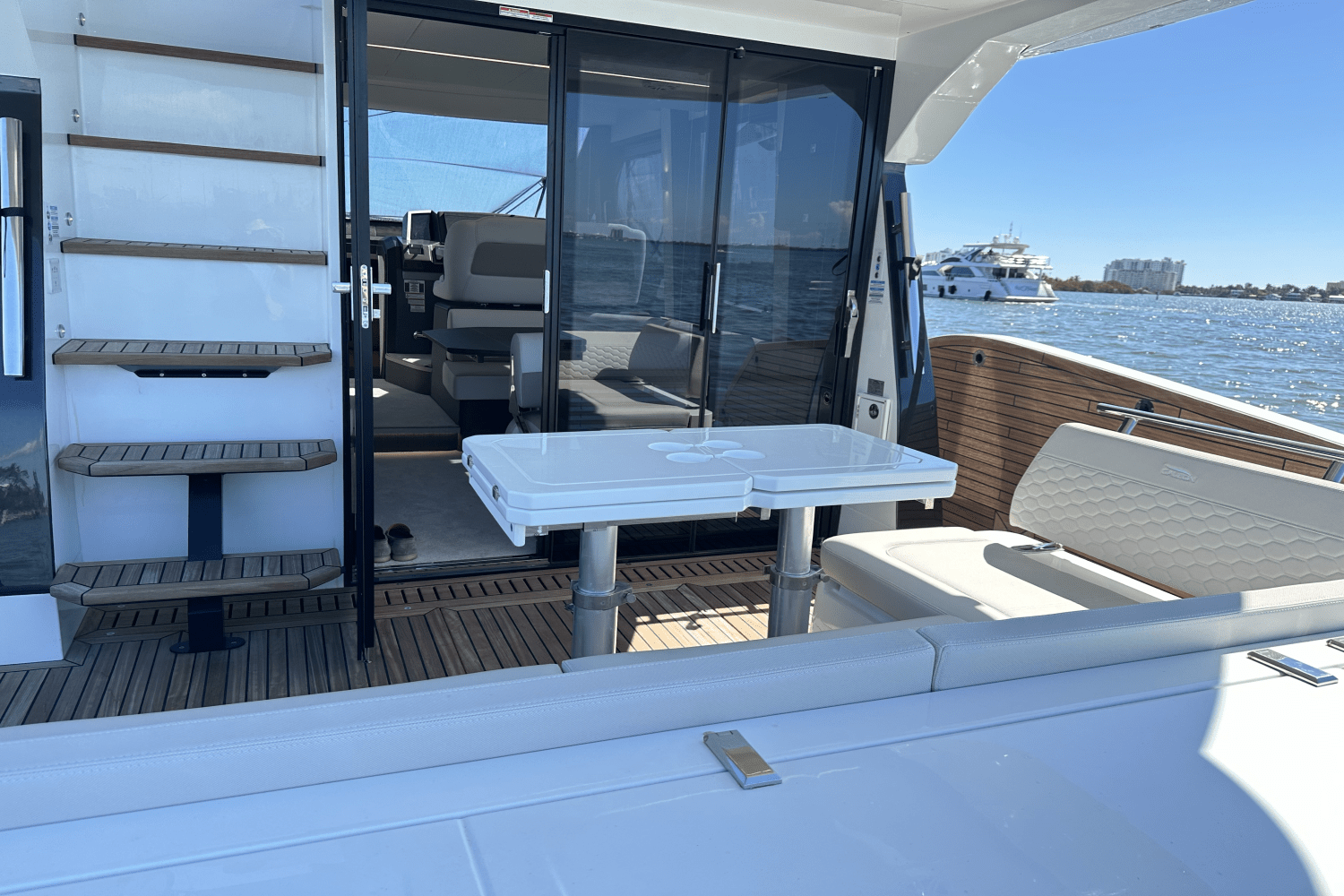 Slide: The Image of Galeon 400 FLY 2024 - 26