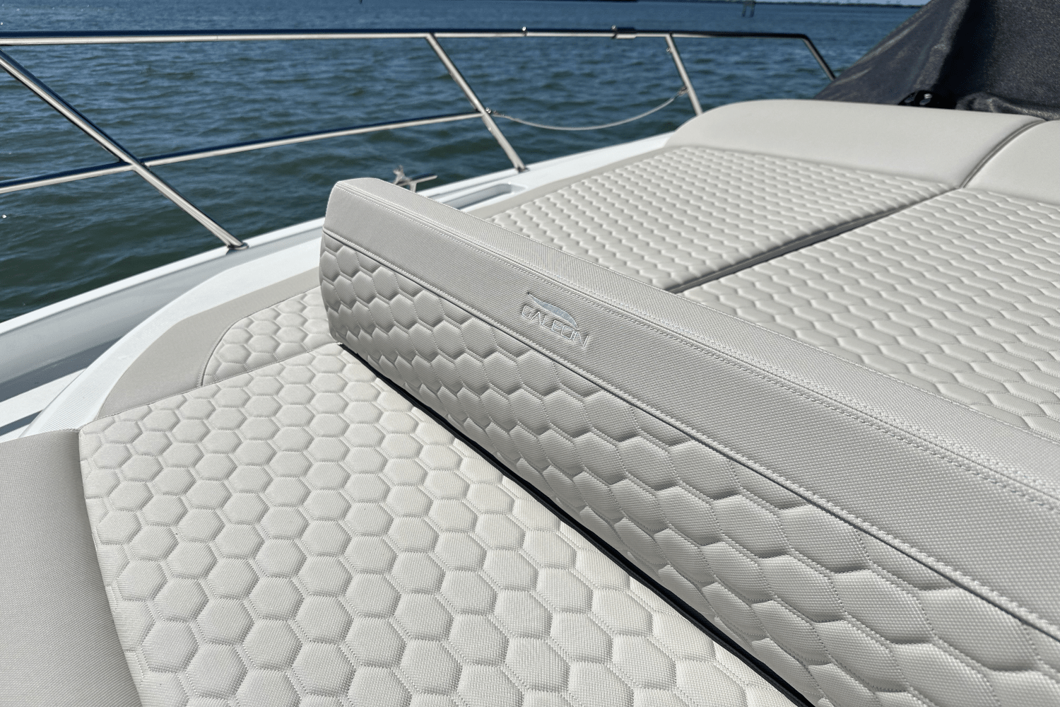 Slide: The Image of Galeon 400 FLY 2024 - 27