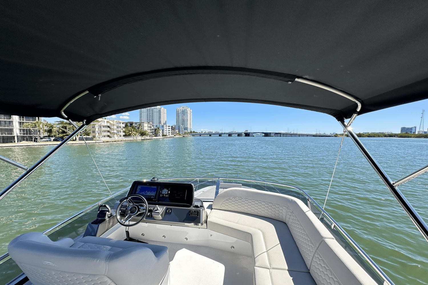 Slide: The Image of Galeon 400 FLY 2024 - 33