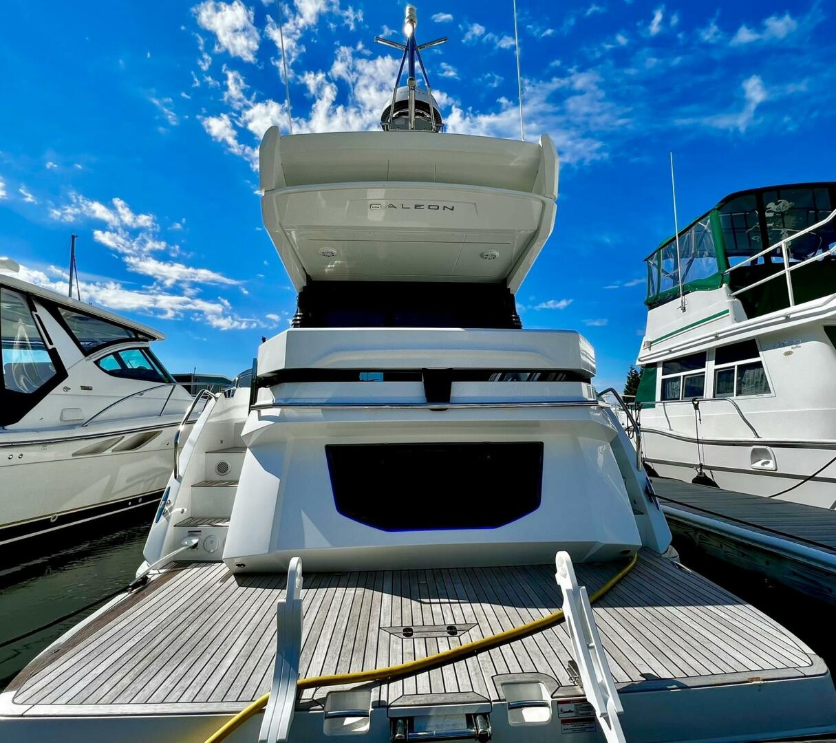 Slide: The Image of Galeon 425 HTS 2021 - 5500954