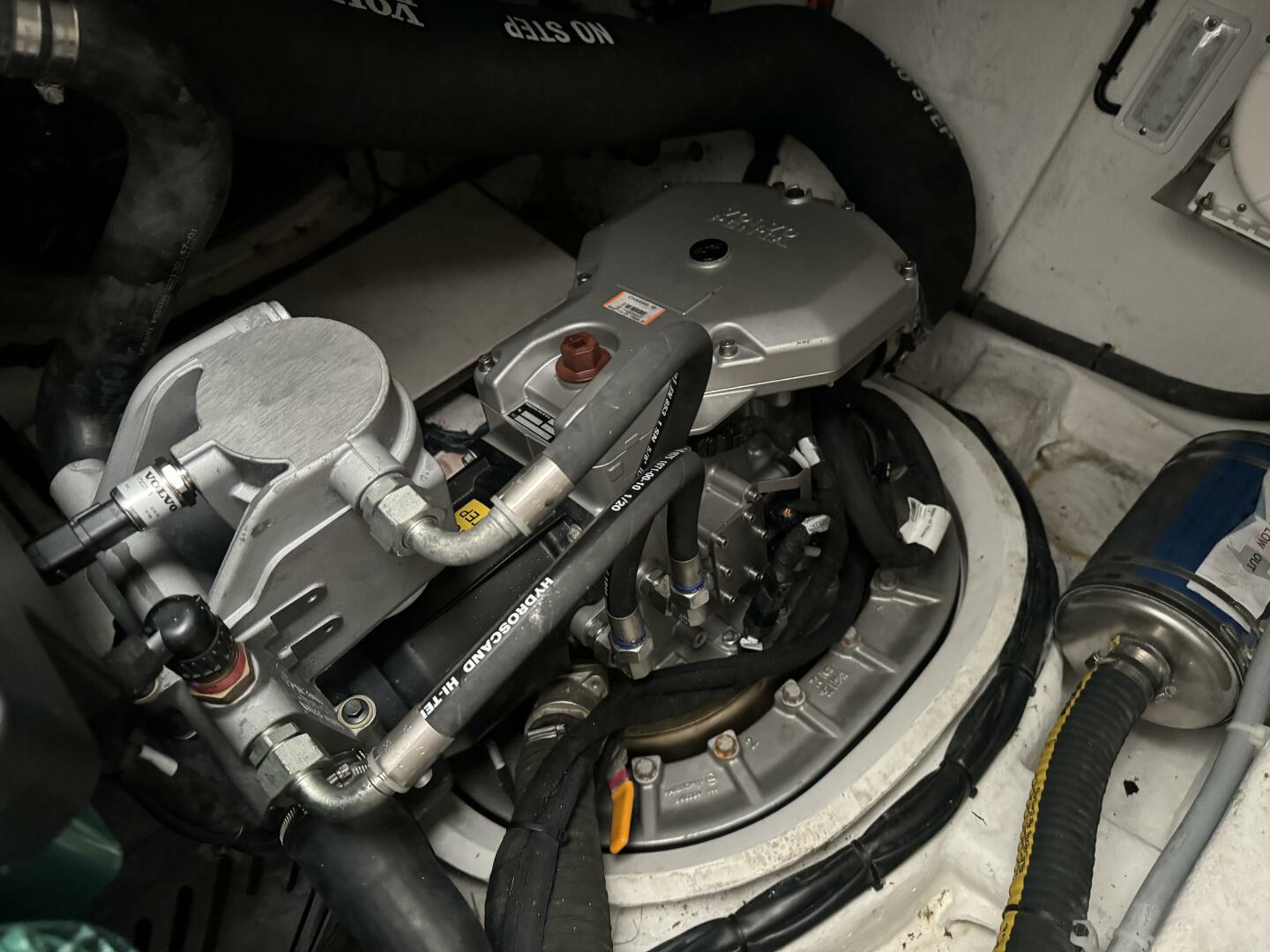 Slide: The Image of Galeon 425 HTS 2021 - 5500297