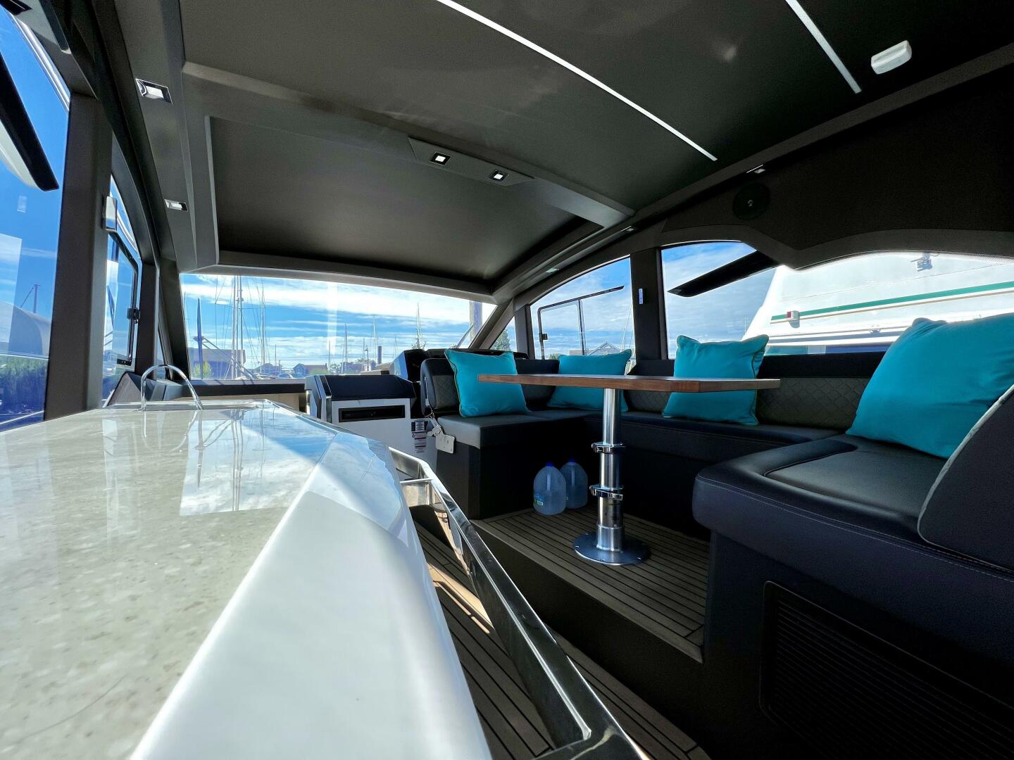 Slide: The Image of Galeon 425 HTS 2021 - 5500959