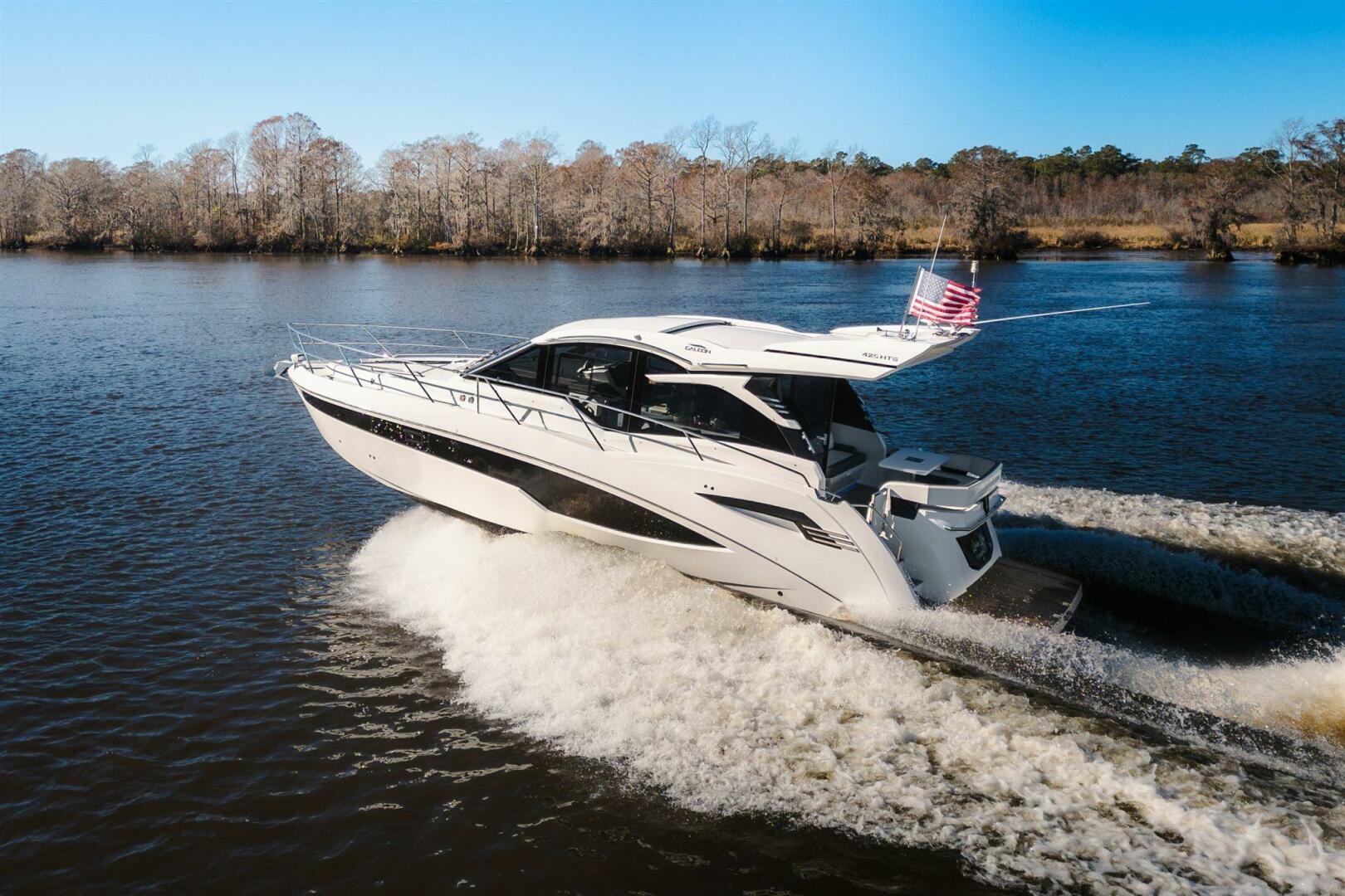 Slide: The Image of Galeon 425 HTS 2023 - 5391582