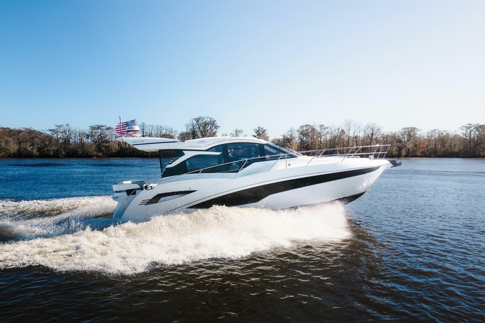 Slide: The Image of Galeon 425 HTS 2023 - 5391591