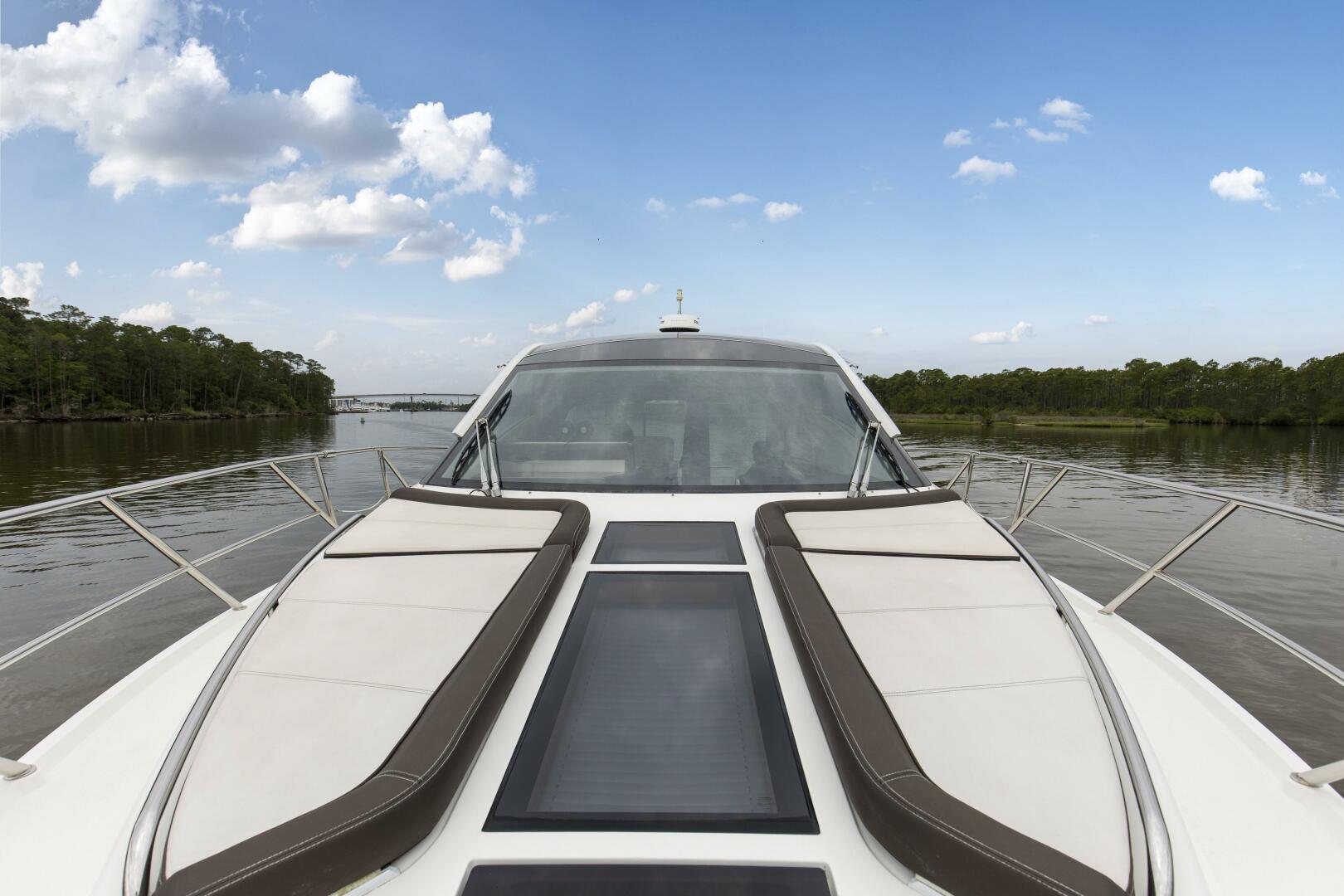 Slide: The Image of 2020 43 Galeon HTC _Sea La Vie_ Bow Seating - 5344031