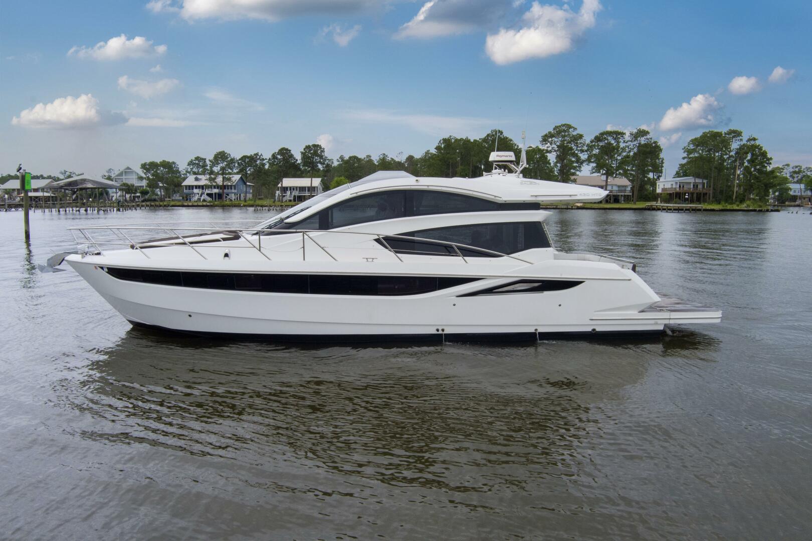 Slide: The Image of 2020 43 Galeon HTC _Sea La Vie_ Exterior (7) - 5344053