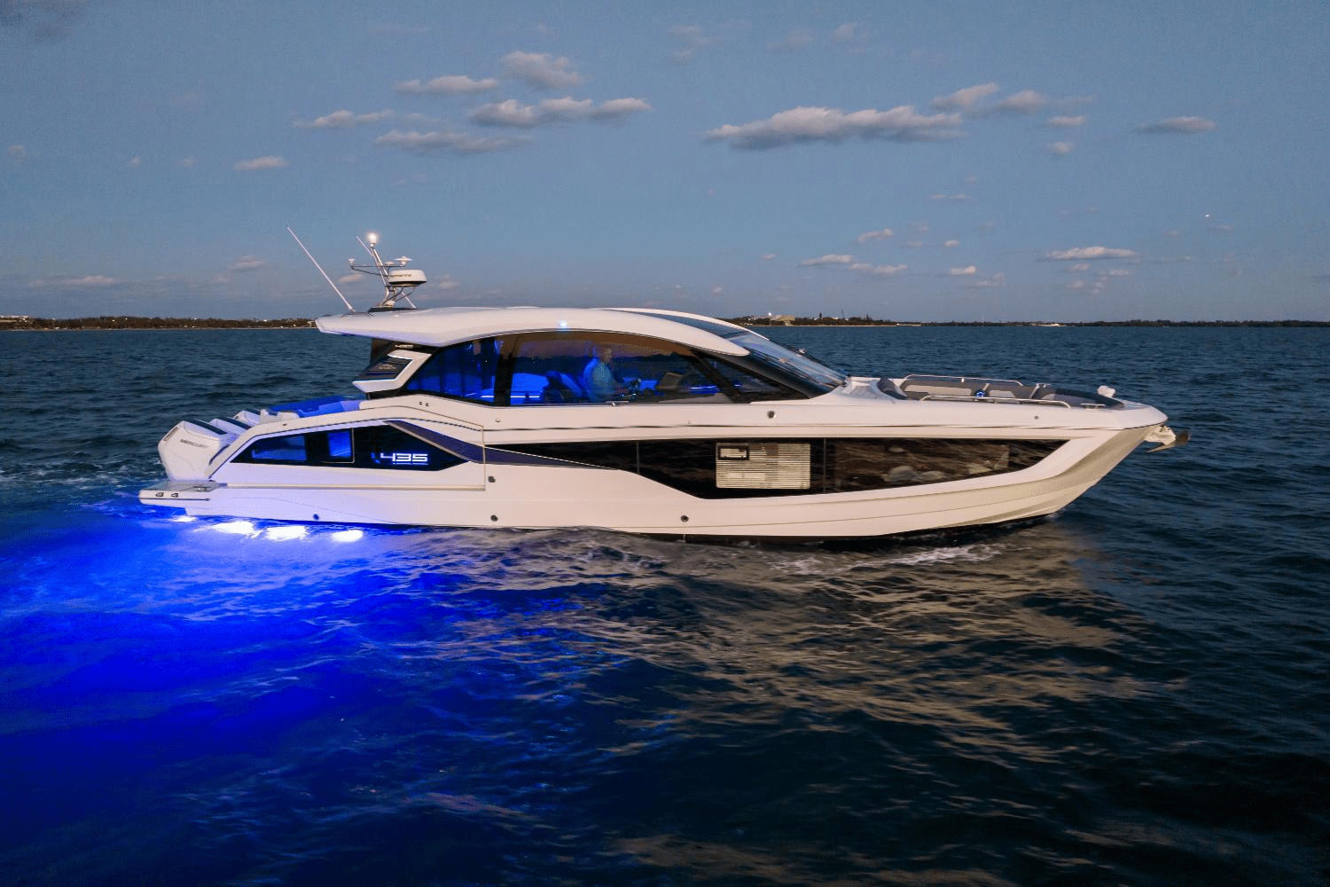 Slide: The Image of Galeon 435 GTO 2025 - 0