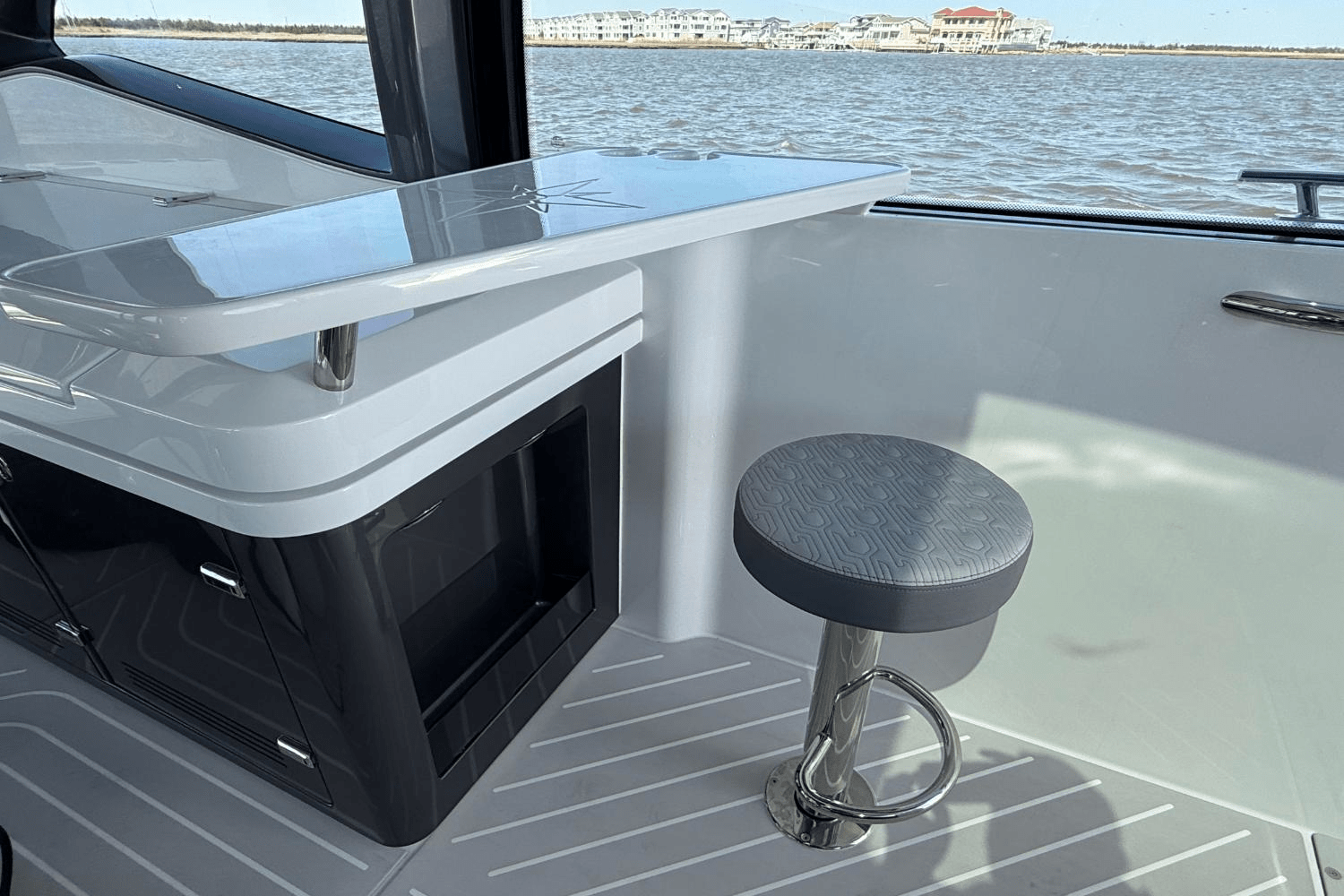 Slide: The Image of Galeon 435 GTO 2025 - 26
