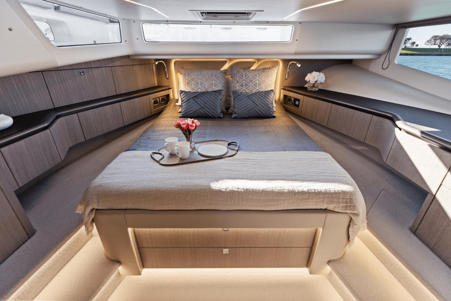 Slide: The Image of Galeon 435 GTO 2025 - 46