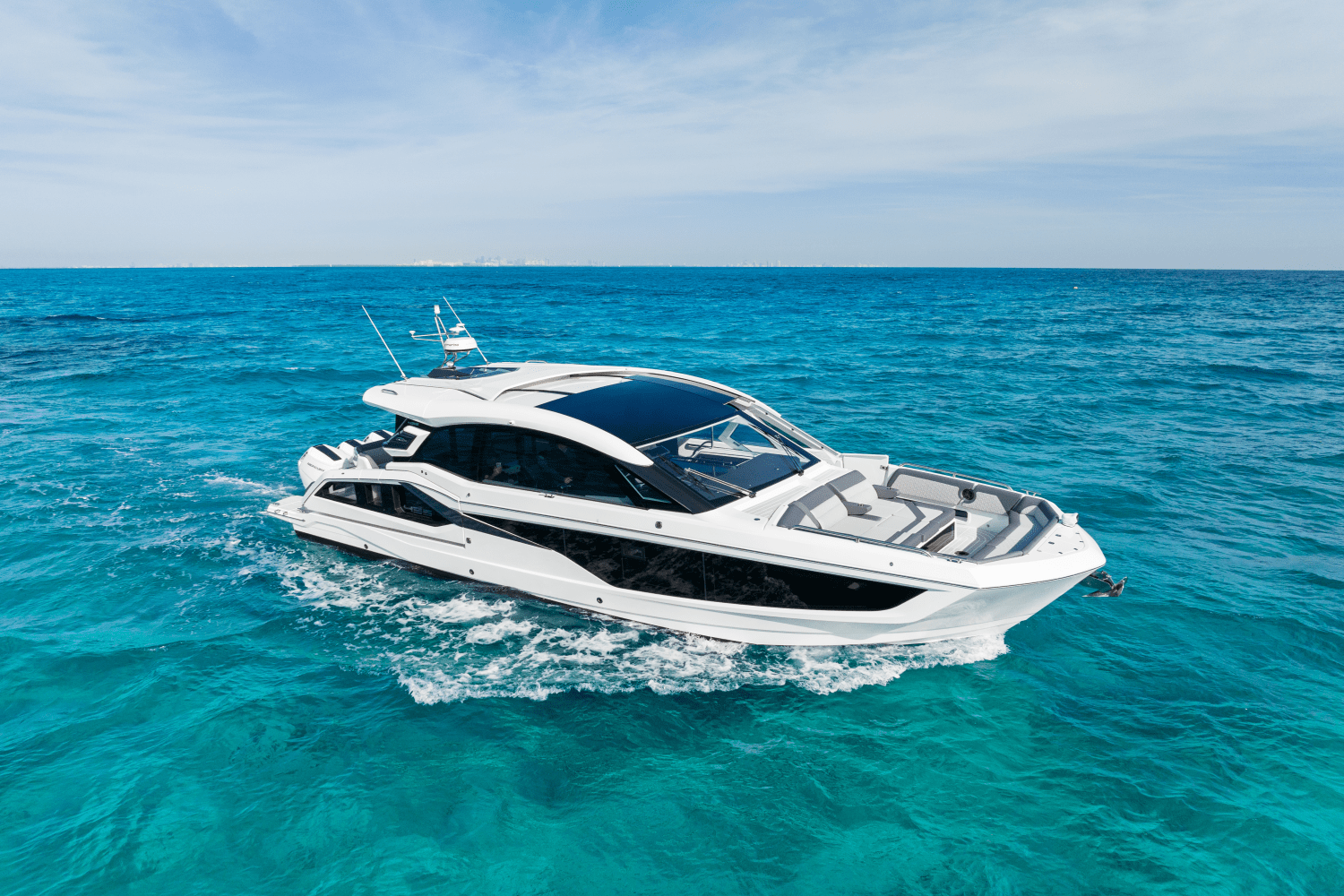 Slide: The Image of Galeon 435 GTO 2026 - 1