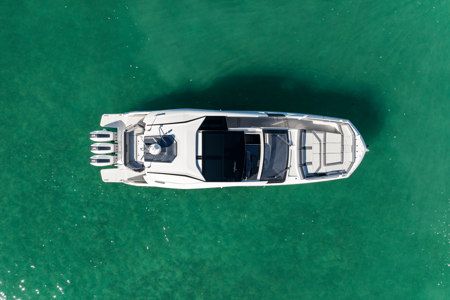 Slide: The Image of Galeon 435 GTO 2026 - 14