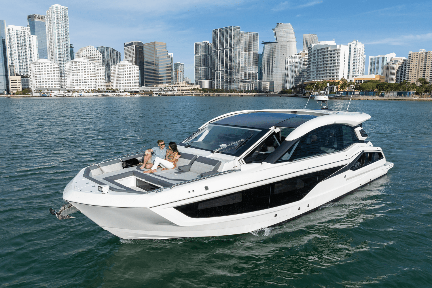 Slide: The Image of Galeon 435 GTO 2026 - 19