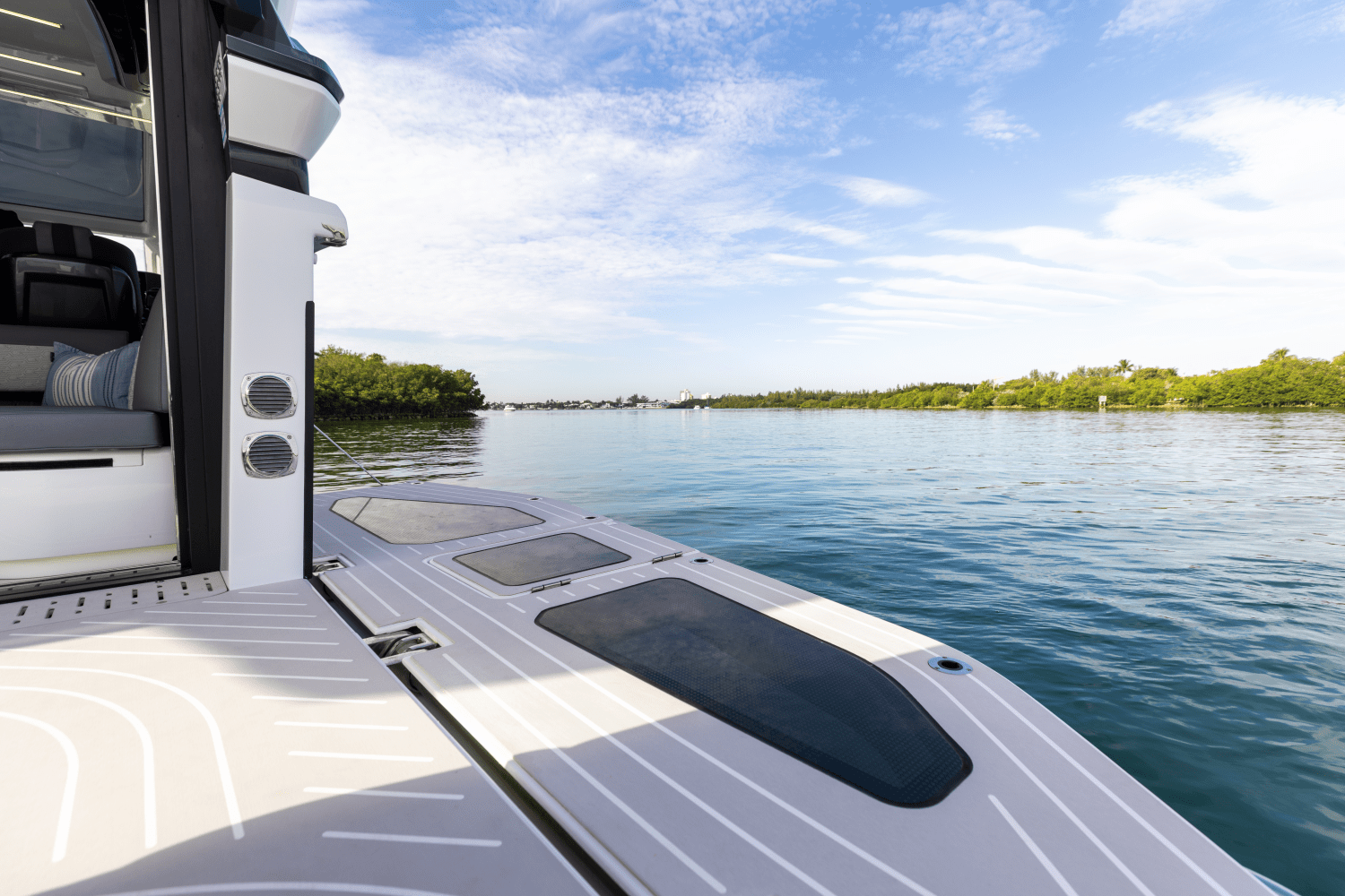 Slide: The Image of Galeon 435 GTO 2026 - 35