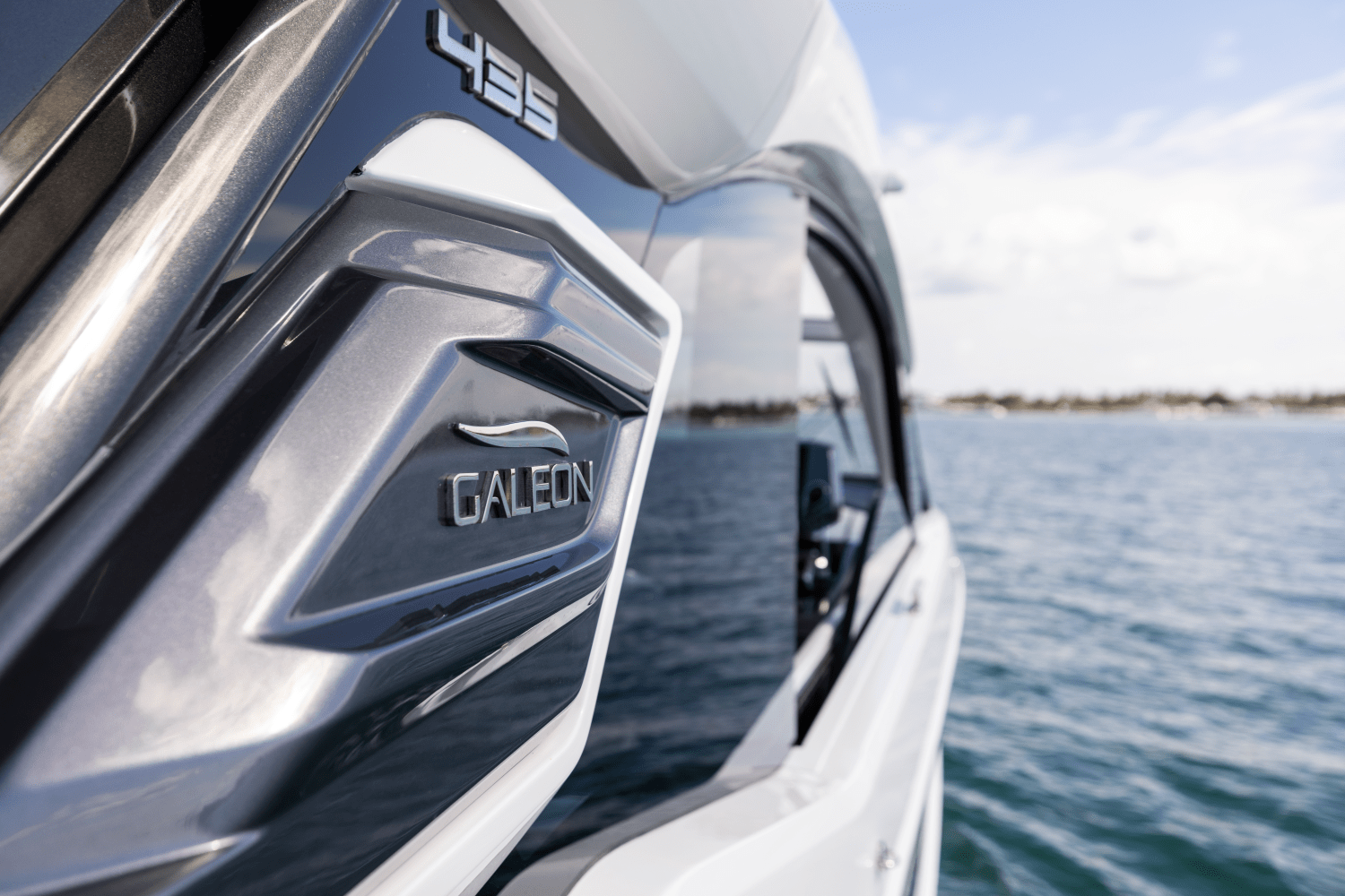 Slide: The Image of Galeon 435 GTO 2026 - 40