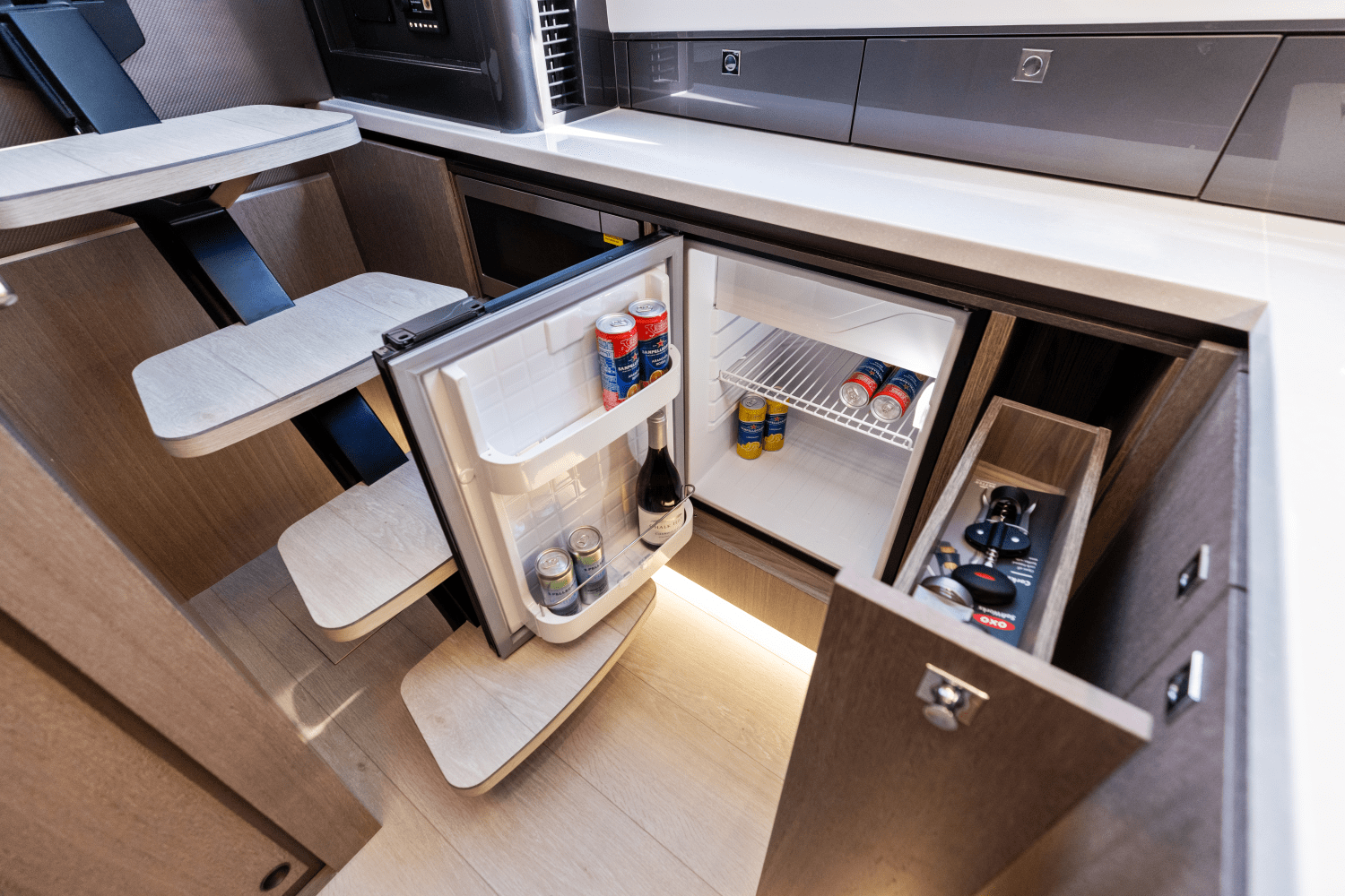 Slide: The Image of Galeon 435 GTO 2026 - 52