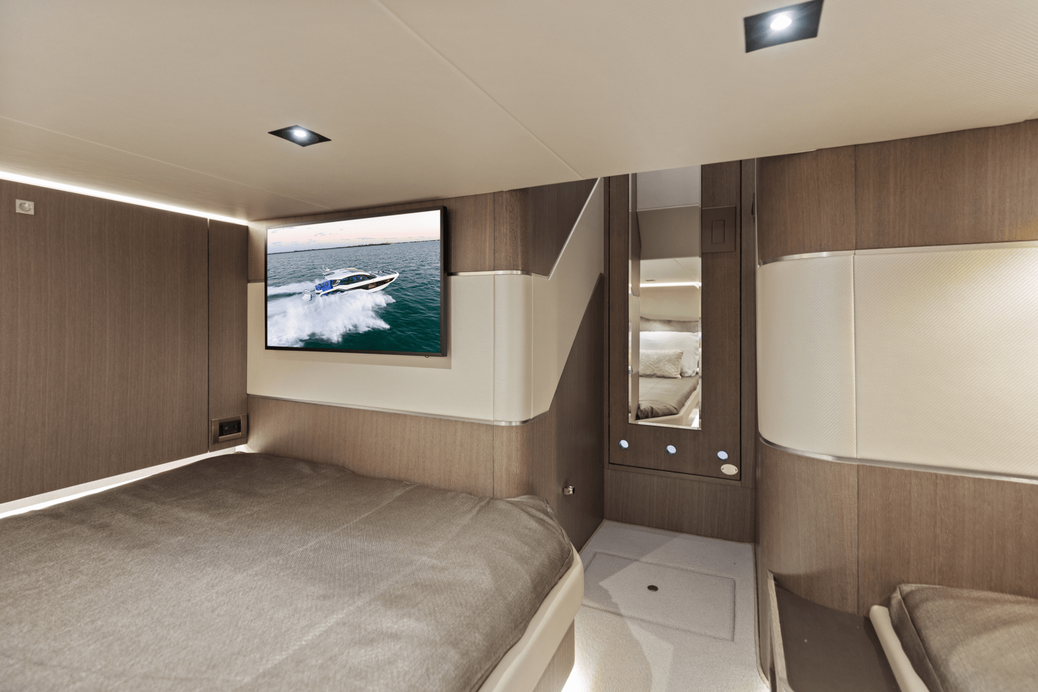 Slide: The Image of Galeon 435 GTO 2026 - 61