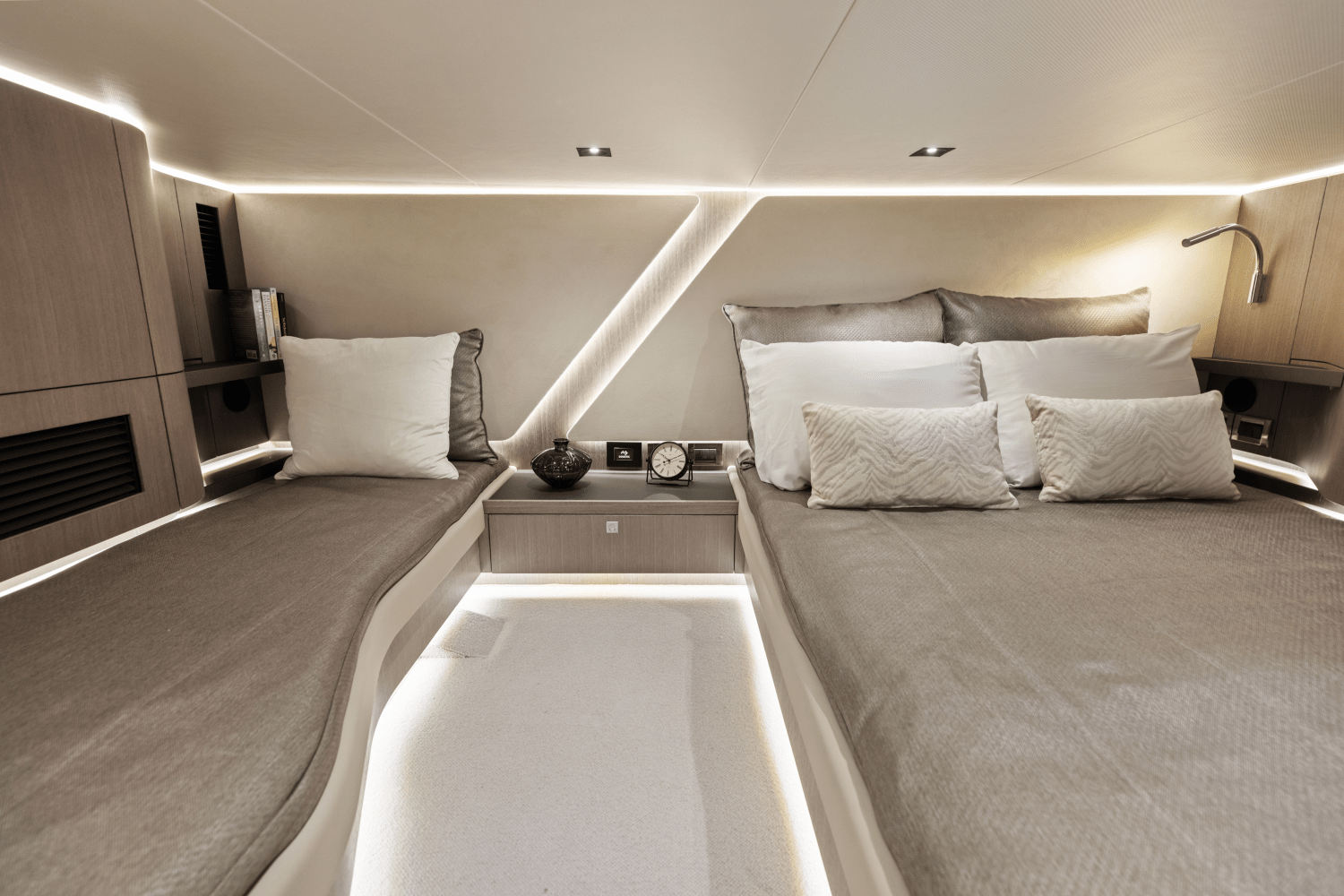 Slide: The Image of Galeon 435 GTO 2026 - 62