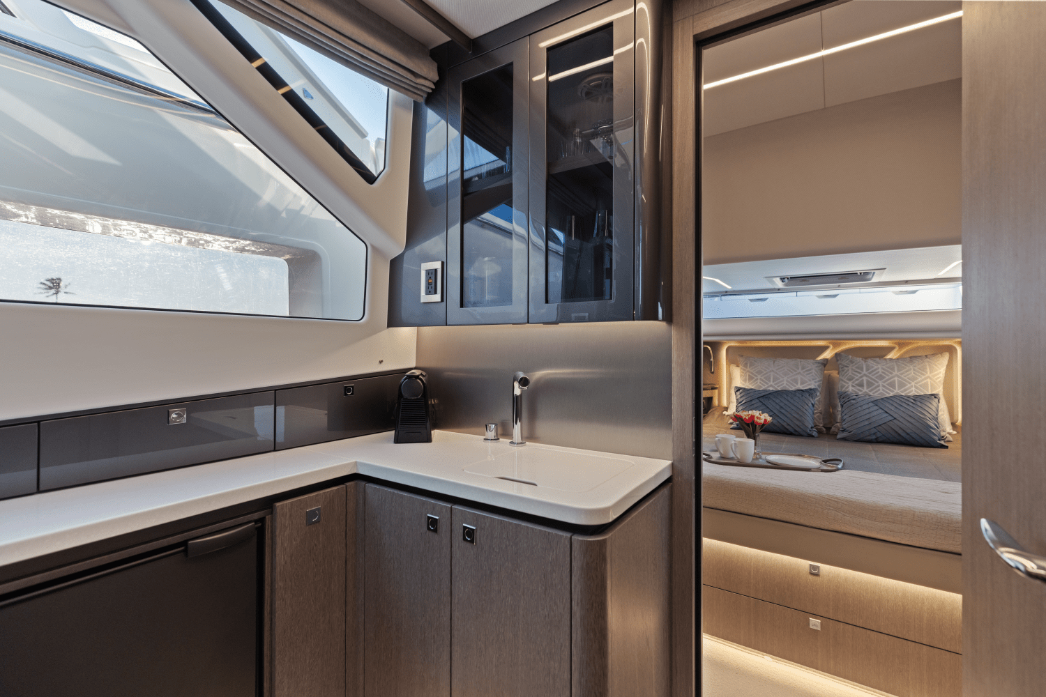 Slide: The Image of Galeon 435 GTO 2026 - 73