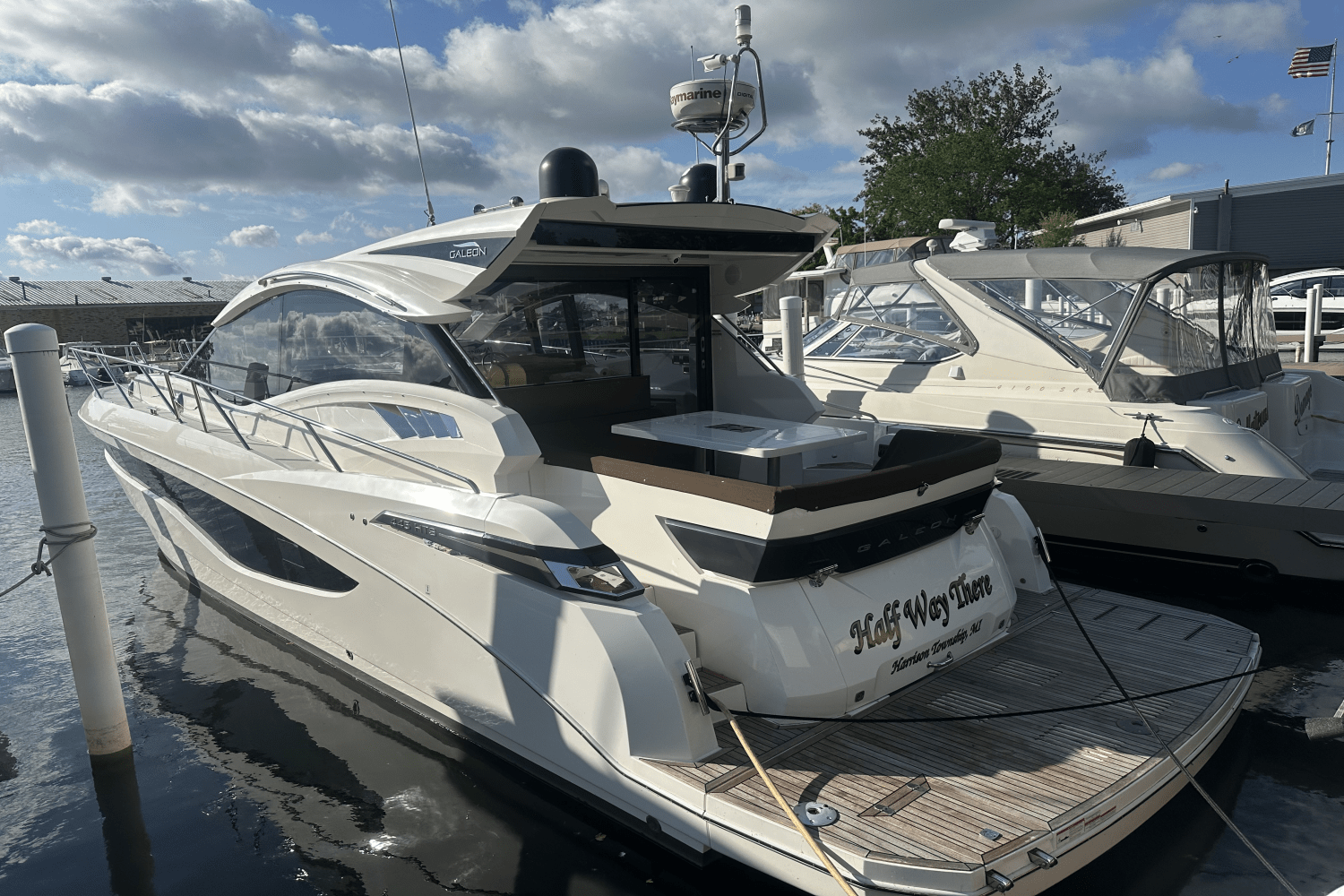 Slide: The Image of Galeon 445 HTS 2016 - 0
