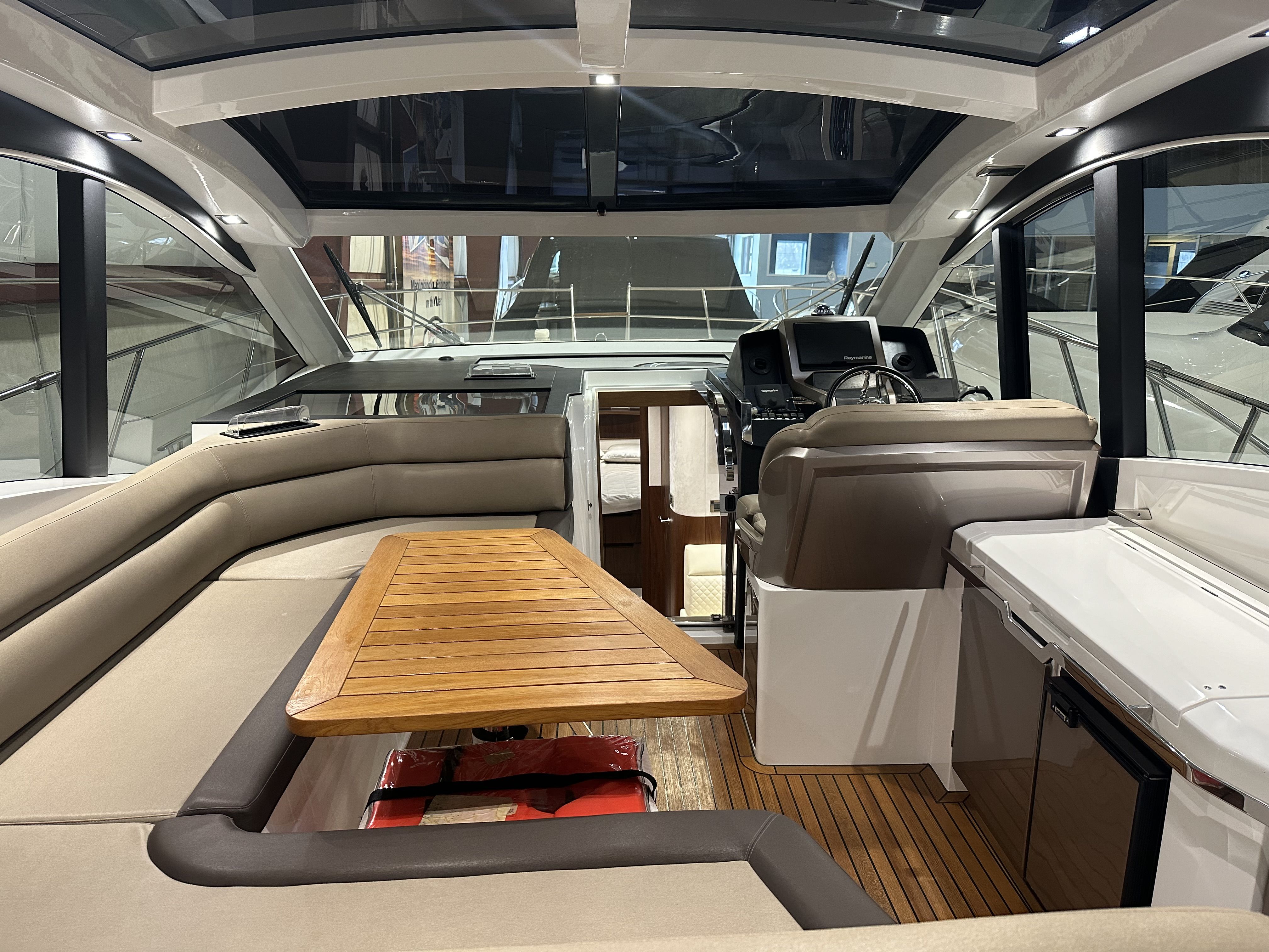 Slide: The Image of Galeon 445 HTS 2016 - 17