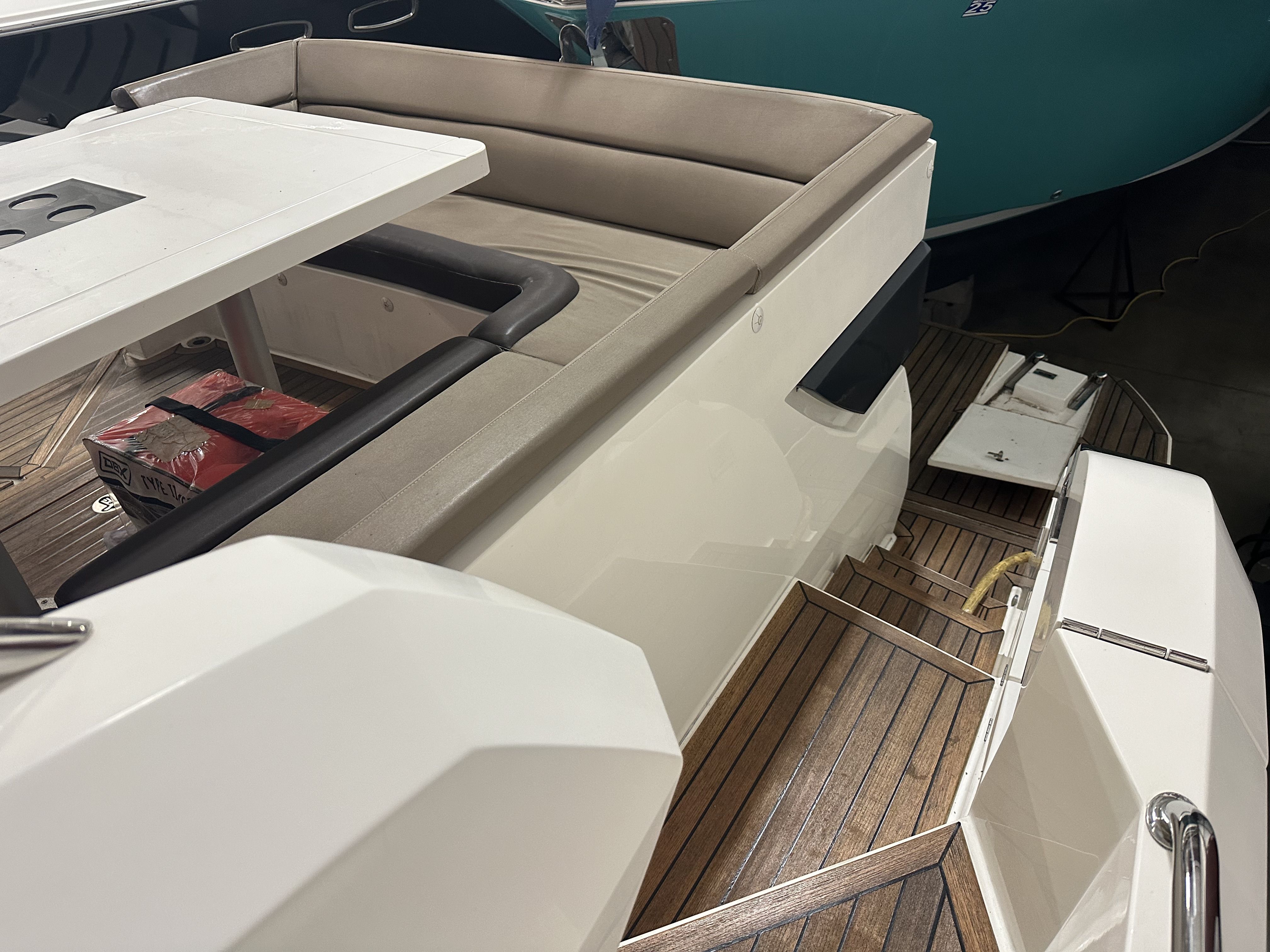 Slide: The Image of Galeon 445 HTS 2016 - 42