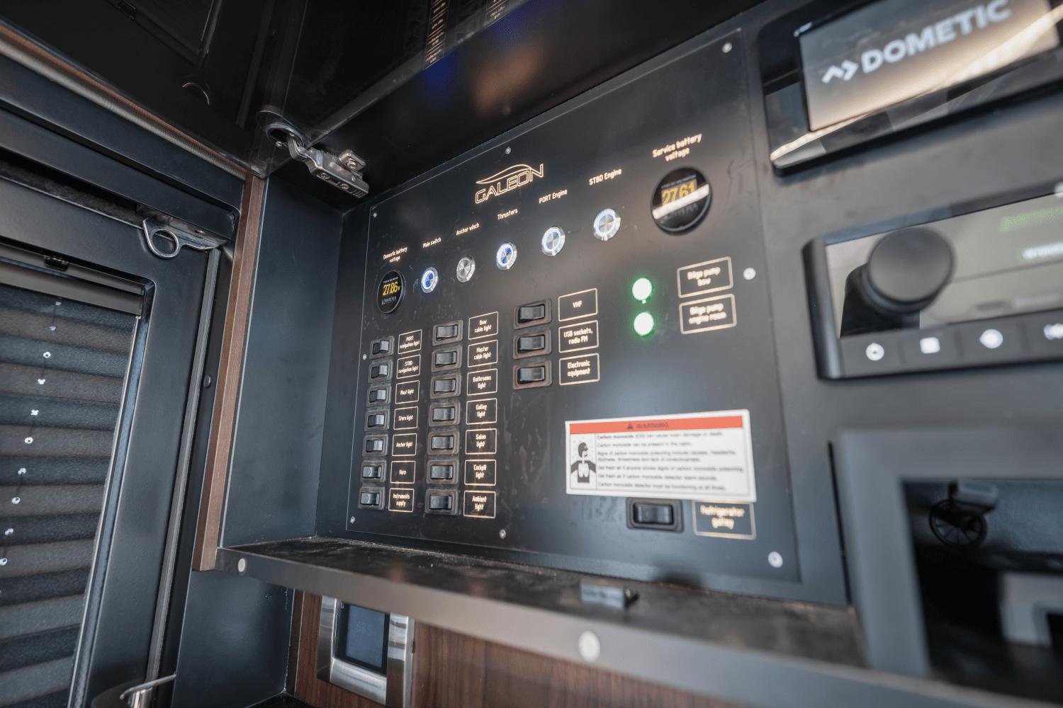 Slide: The Image of Galeon 450 HTC 2024 - 60