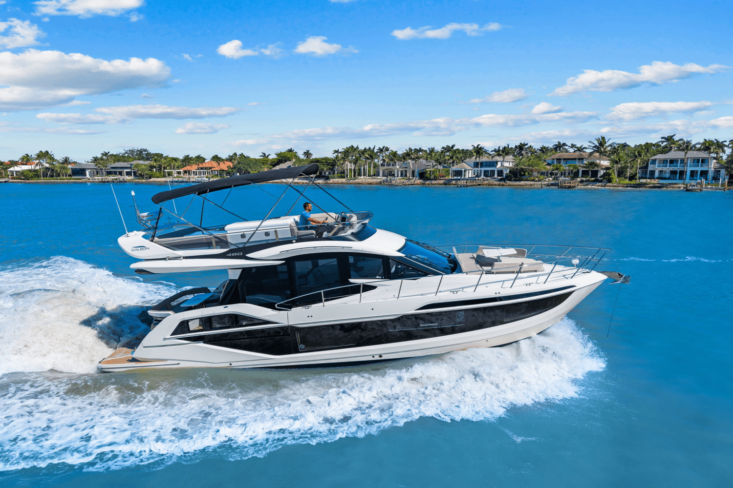 Slide: The Image of Galeon 480 FLY 2025 - 12
