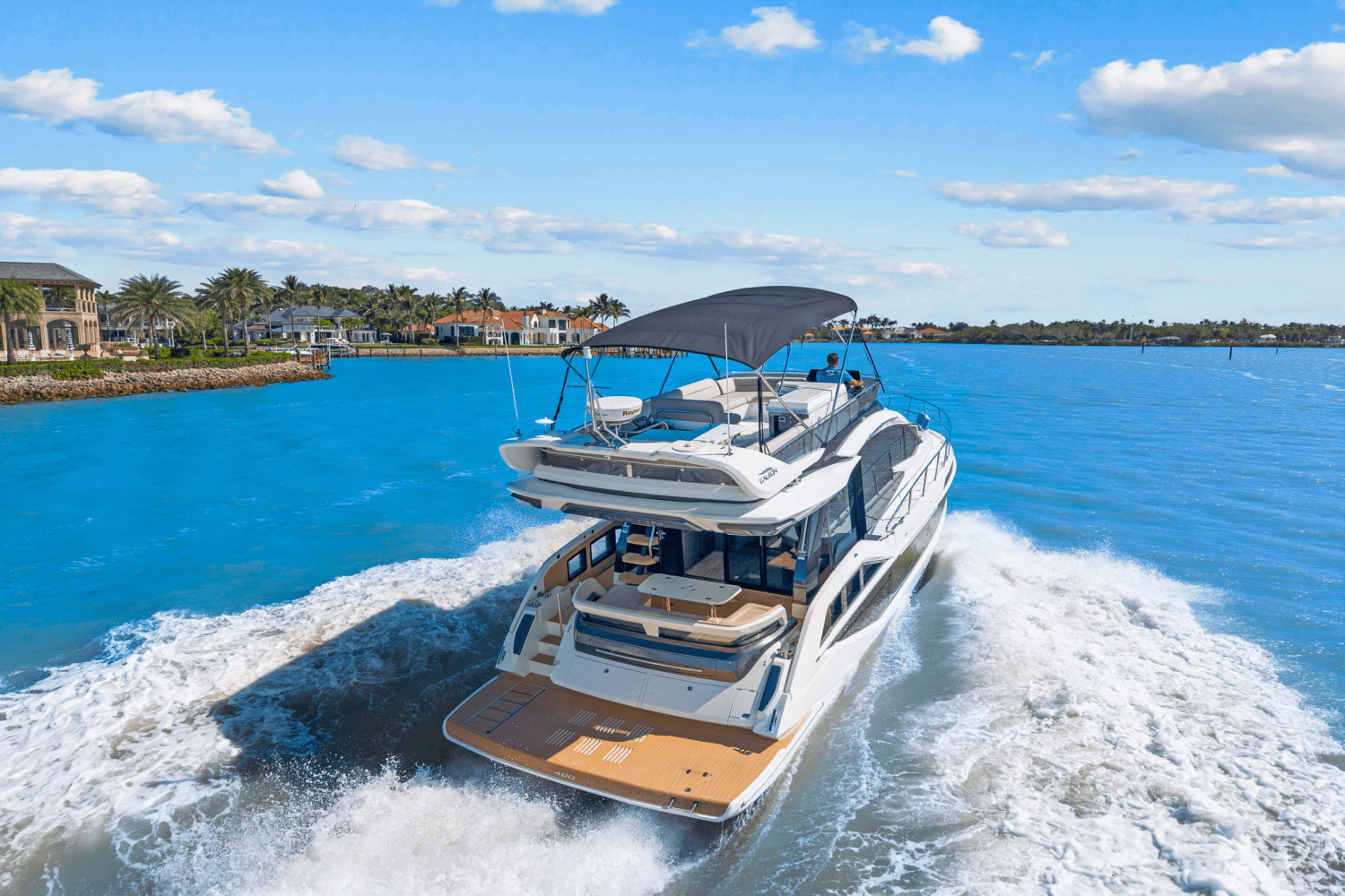 Slide: The Image of Galeon 480 FLY 2025 - 16