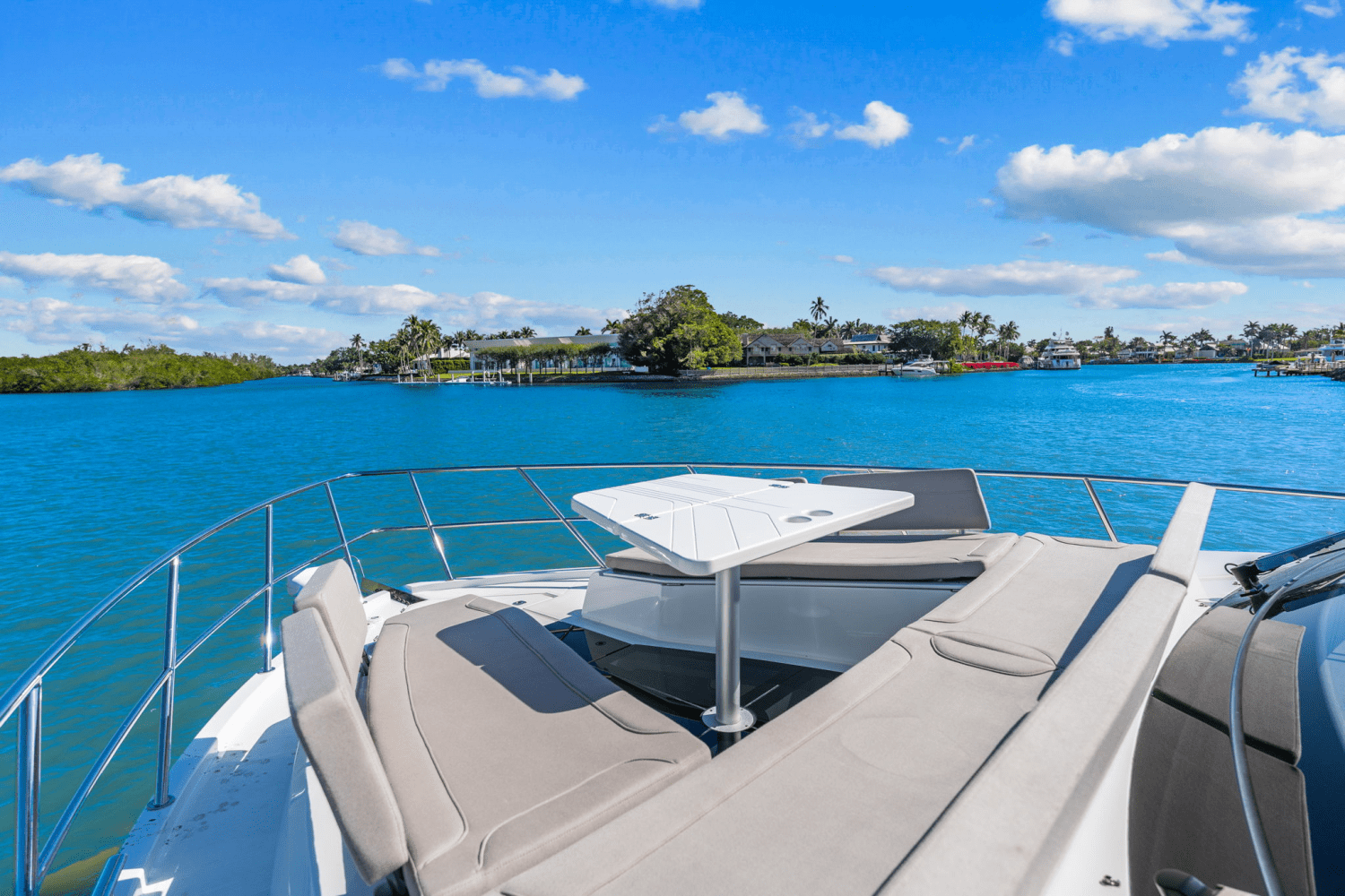 Slide: The Image of Galeon 480 FLY 2025 - 19
