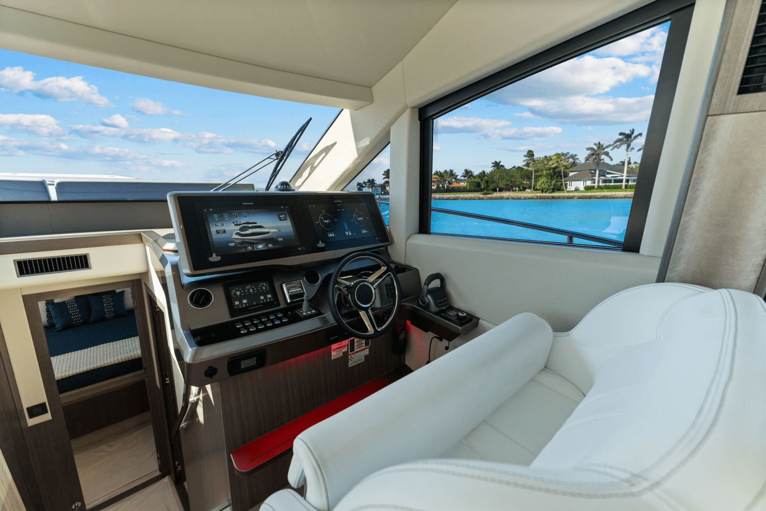 Slide: The Image of Galeon 480 FLY 2025 - 39