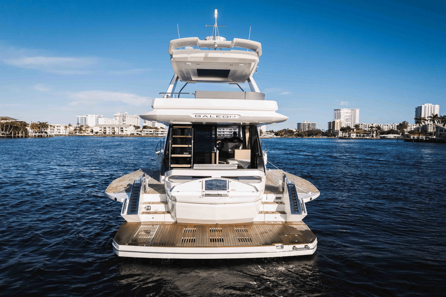 Slide: The Image of Galeon 500 FLY 2023 - 10