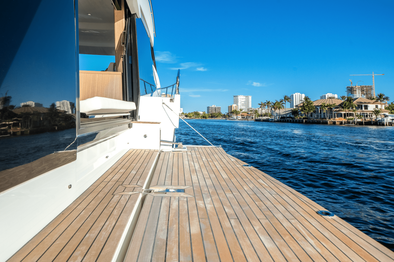 Slide: The Image of Galeon 500 FLY 2023 - 13