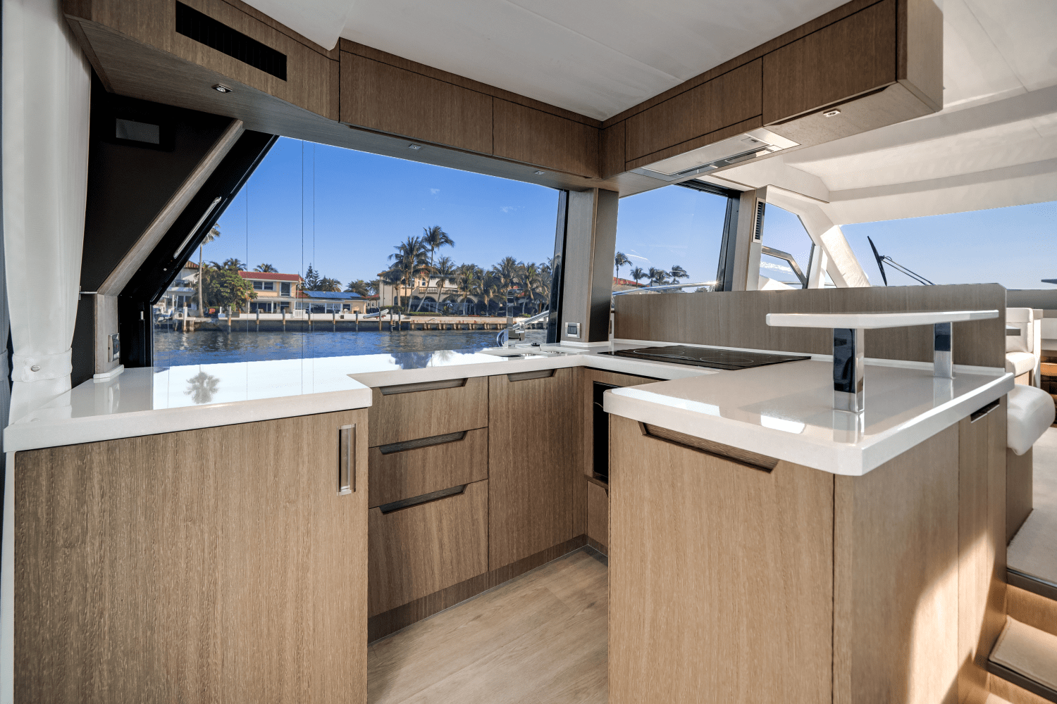 Slide: The Image of Galeon 500 FLY 2023 - 20