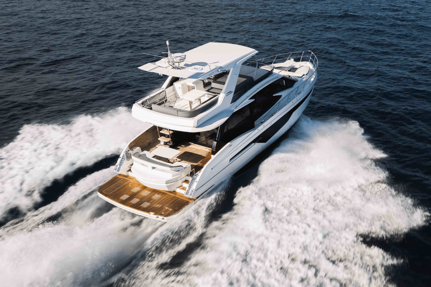 Slide: The Image of Galeon 500 FLY 2023 - 3