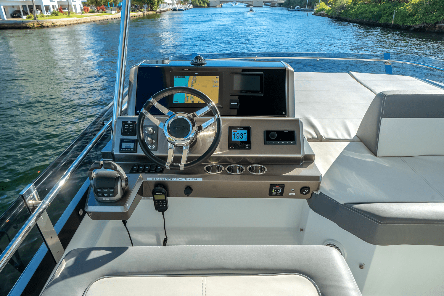 Slide: The Image of Galeon 500 FLY 2023 - 42