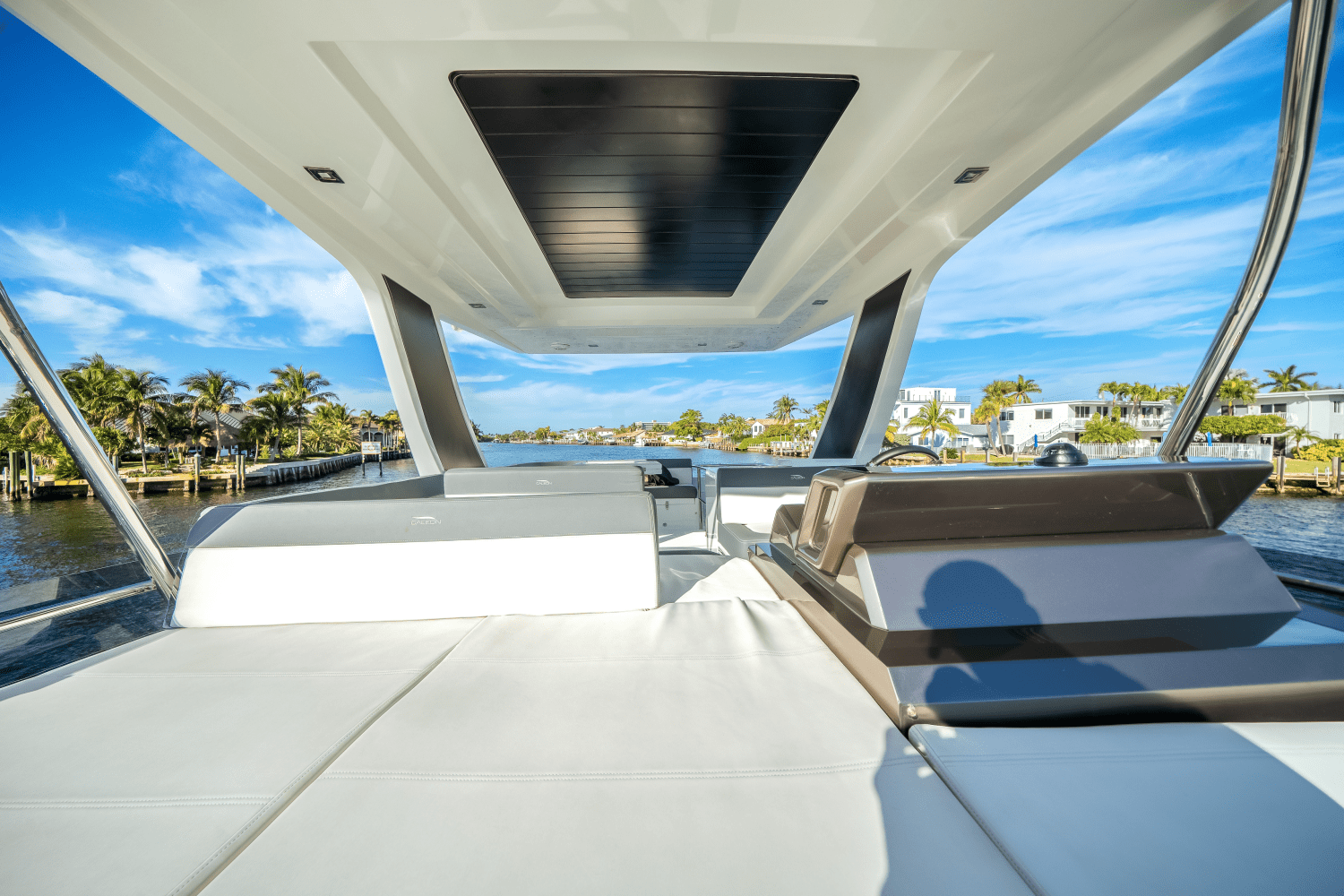 Slide: The Image of Galeon 500 FLY 2023 - 44