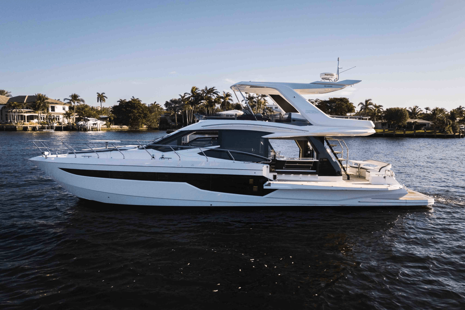 Slide: The Image of Galeon 500 FLY 2023 - 48