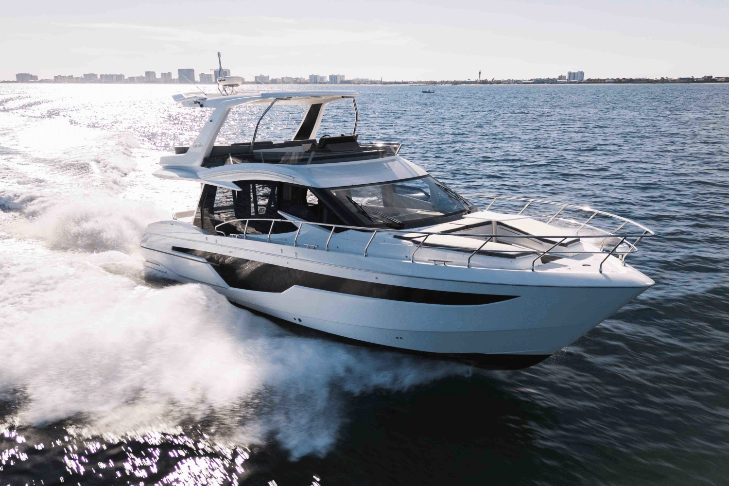 Slide: The Image of Galeon 500 FLY 2023 - 6