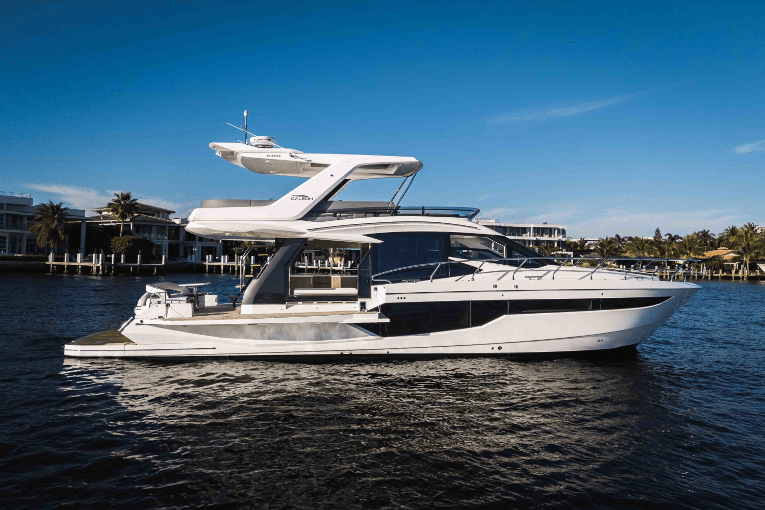 Slide: The Image of Galeon 500 FLY 2023 - 7