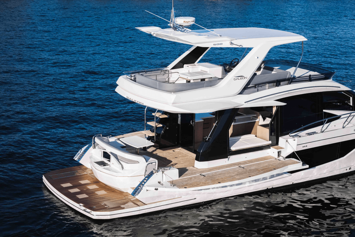Slide: The Image of Galeon 500 FLY 2023 - 8