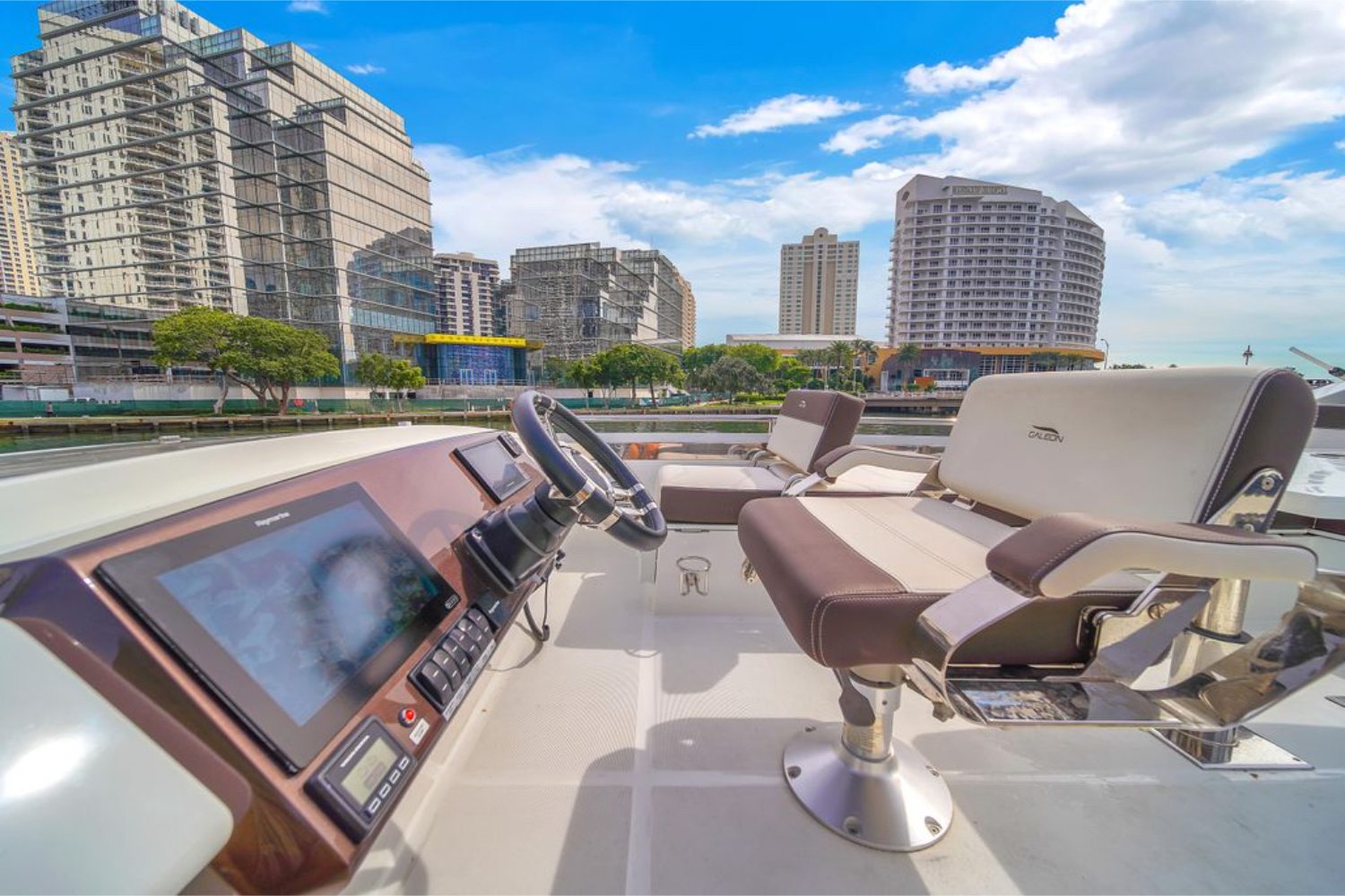 Slide: The Image of Galeon 510 SKY 2020 - 103