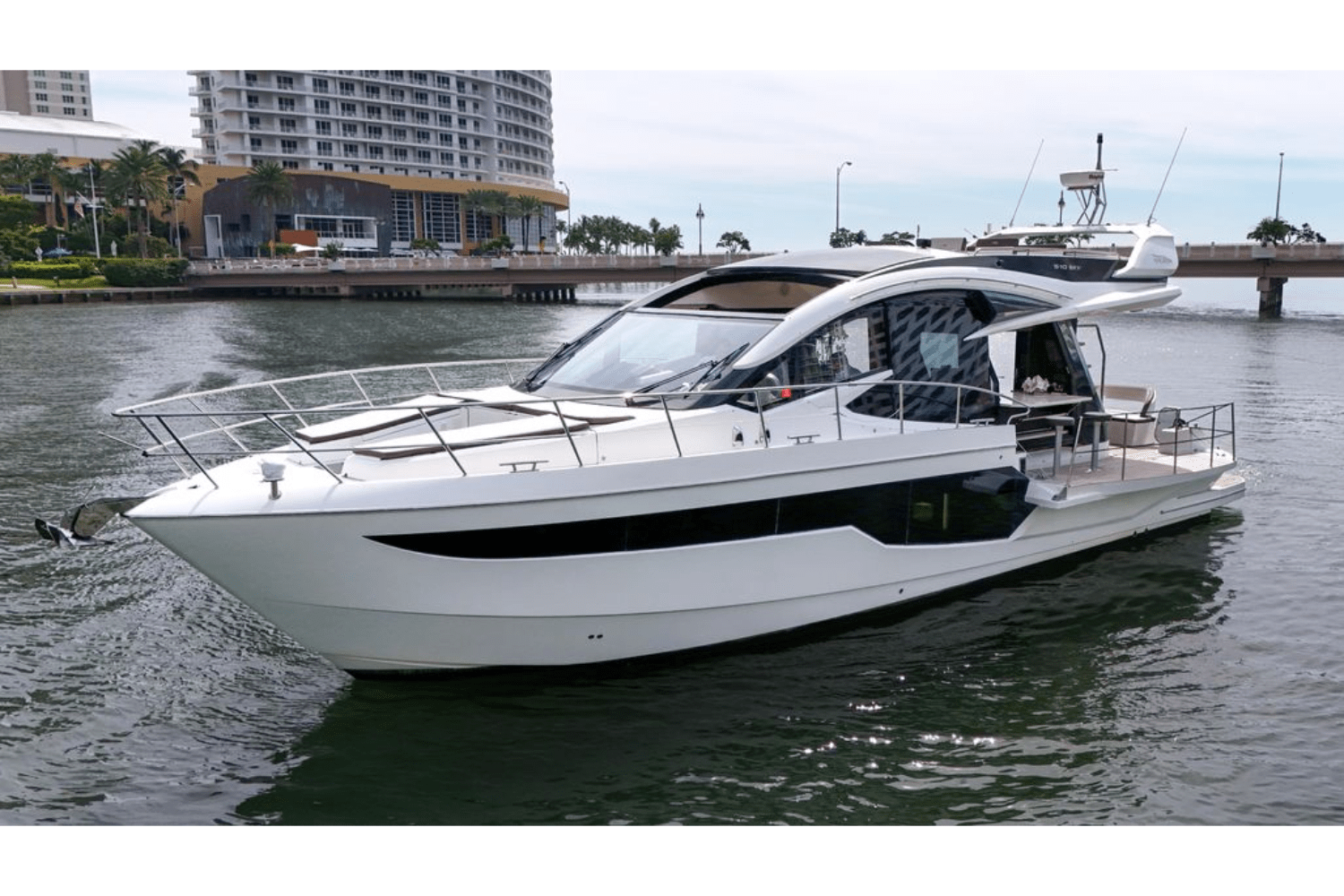 Slide: The Image of Galeon 510 SKY 2020 - 24