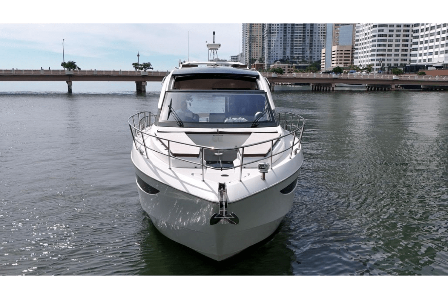 Slide: The Image of Galeon 510 SKY 2020 - 25
